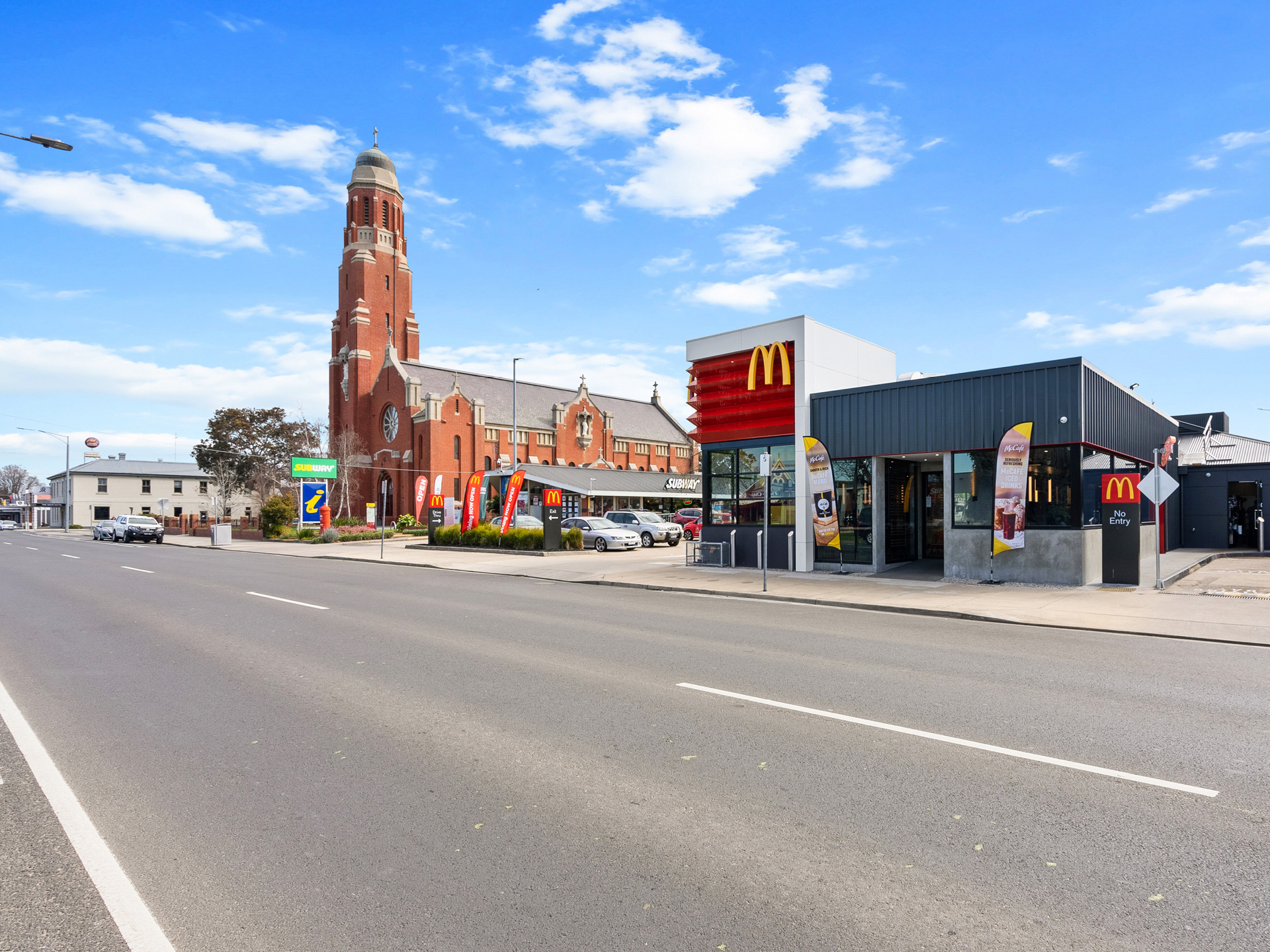 228-230 Main Street, Bairnsdale, VIC 3875 AUS