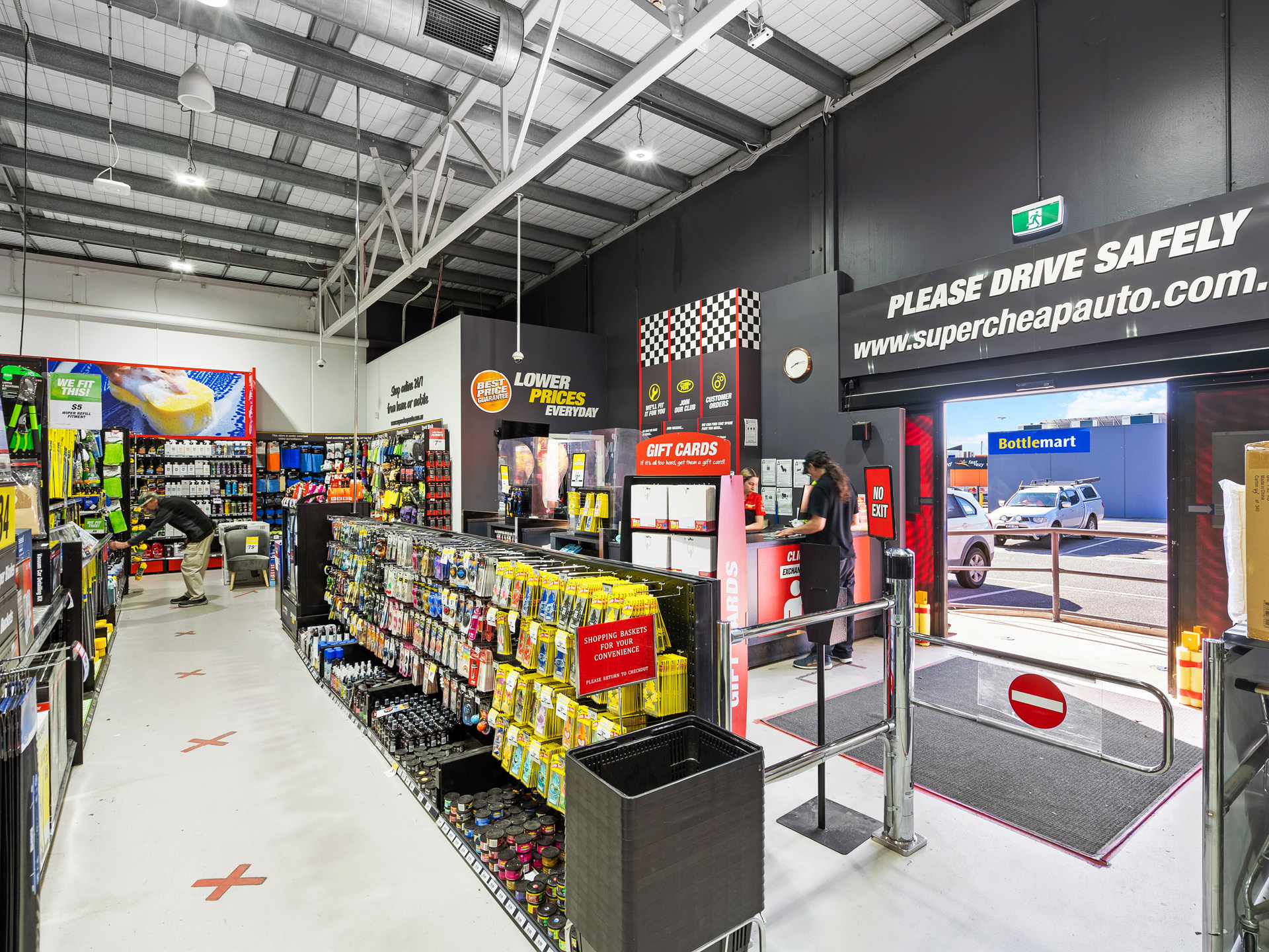 Latrobe Super Centre 60-70 George Street, Moe, VIC 3825 AUS