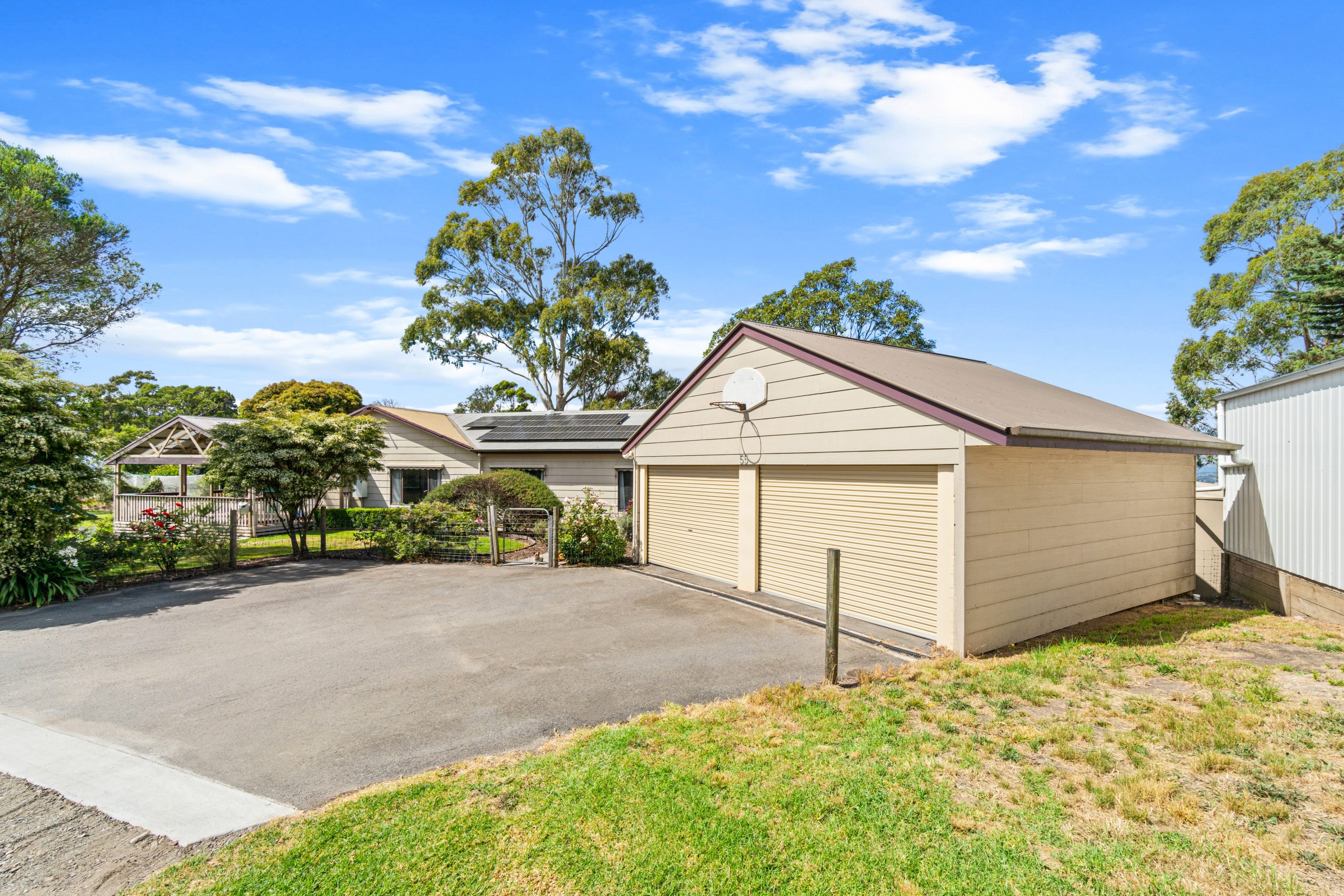 55 Cooloongatta Drive, Tyers, VIC 3844 AUS
