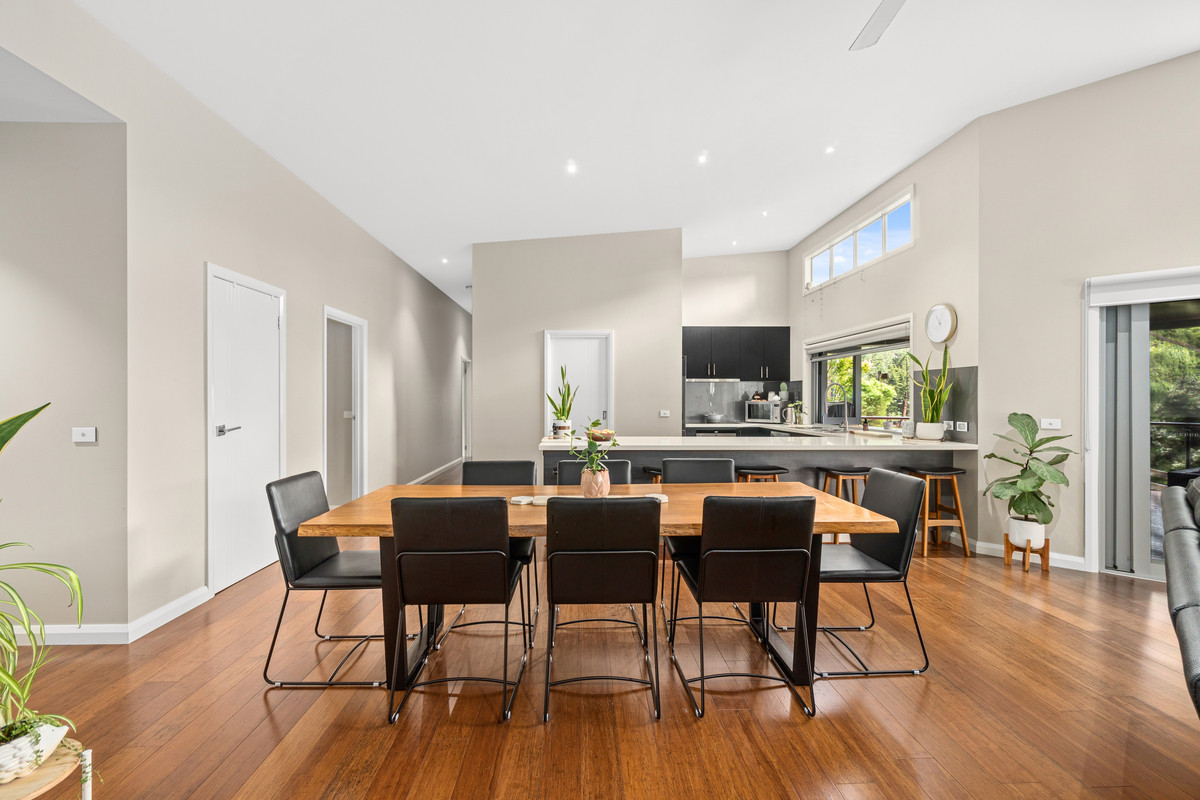 44 Warren Terrace, Hazelwood North, VIC 3840 AUS