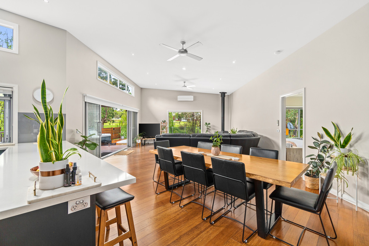 44 Warren Terrace, Hazelwood North, VIC 3840 AUS