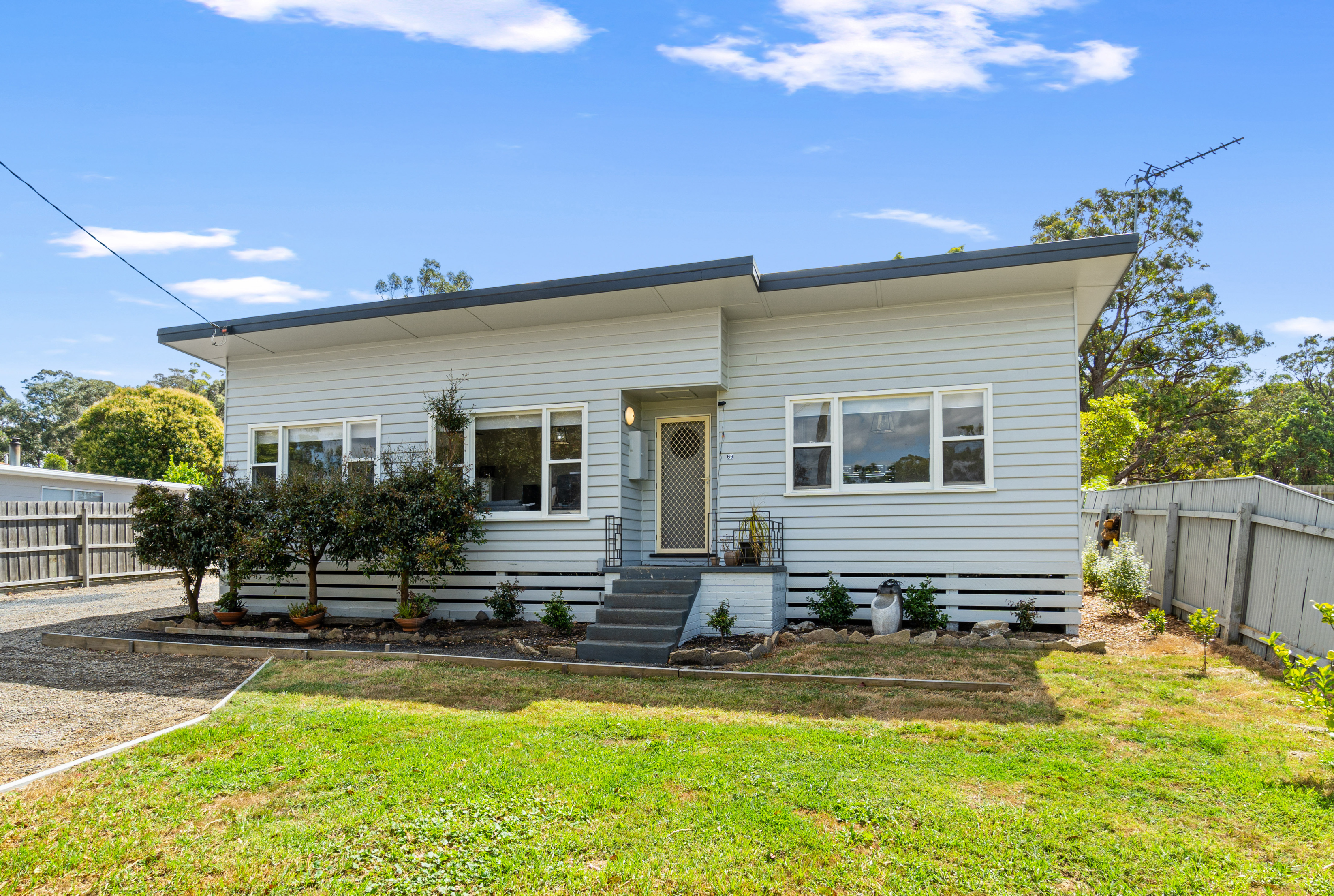 69-71 Main Road, Tyers, VIC 3844 AUS