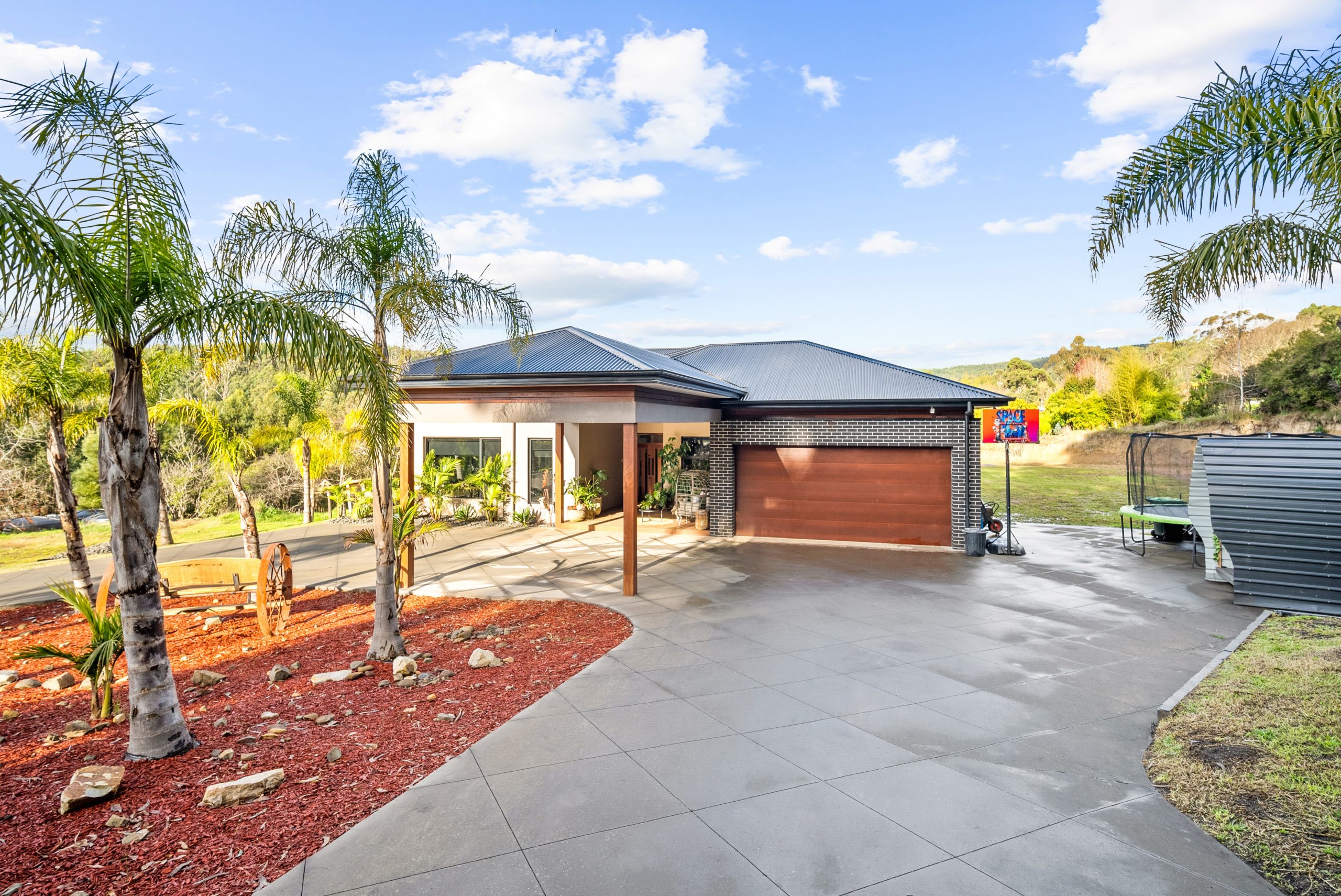 87 Redhill Road, Traralgon South, VIC 3844 AUS