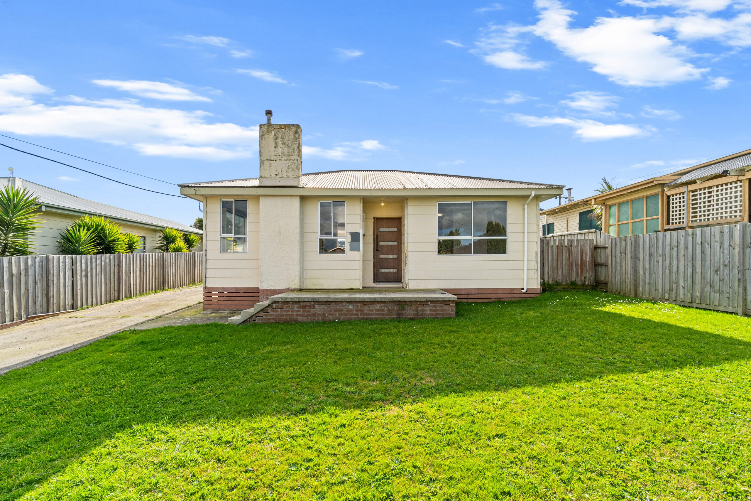 27 Booth Street, Morwell, VIC 3840 AUS