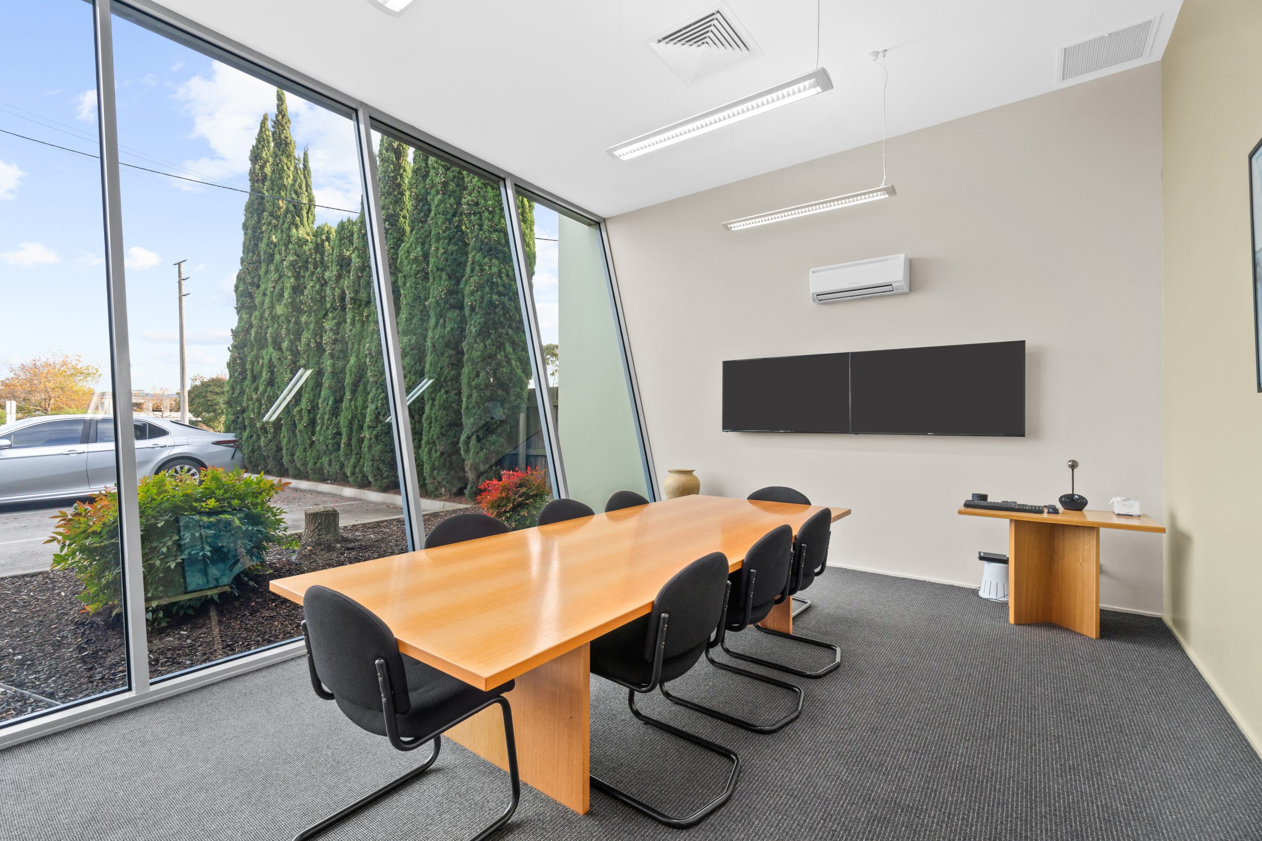 235-237 Princes Drive, Morwell, VIC 3840 AUS