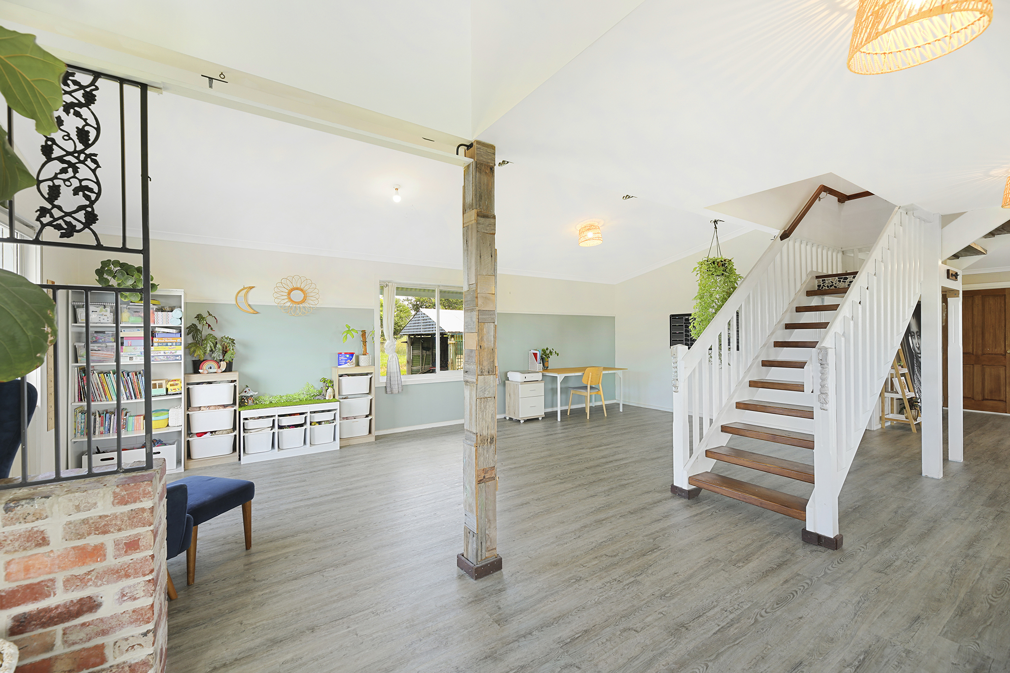166 Afflecks Road, Toongabbie, VIC 3856 AUS