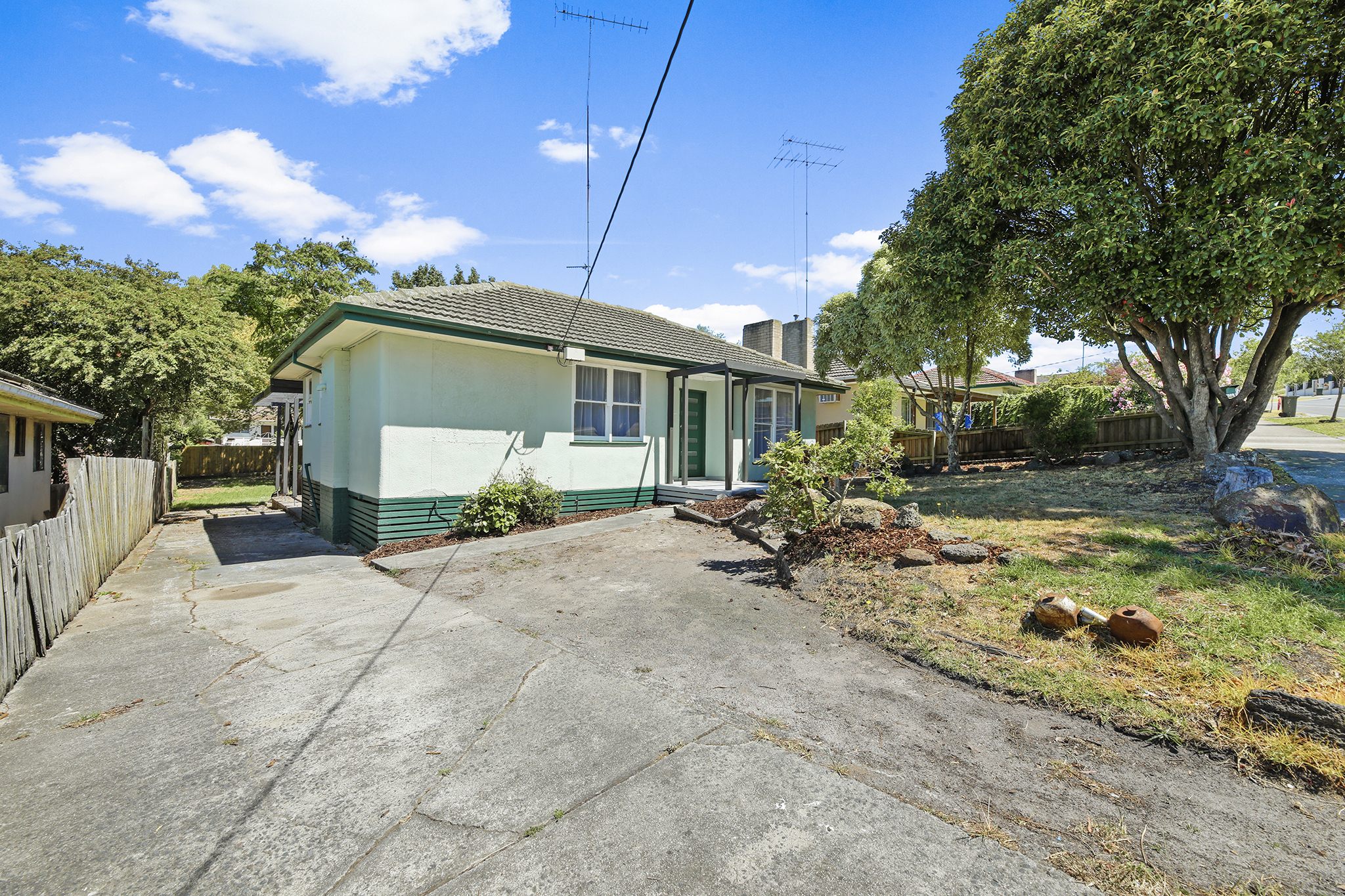 24 Hourigan Road, Morwell, VIC 3840 AUS