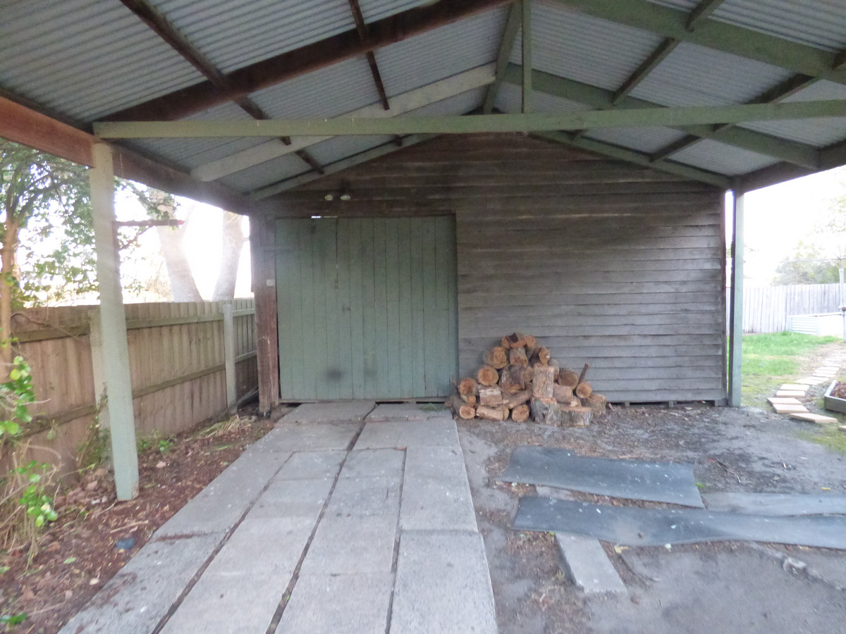 62 Main Road, TYERS, VIC 3844 AUS