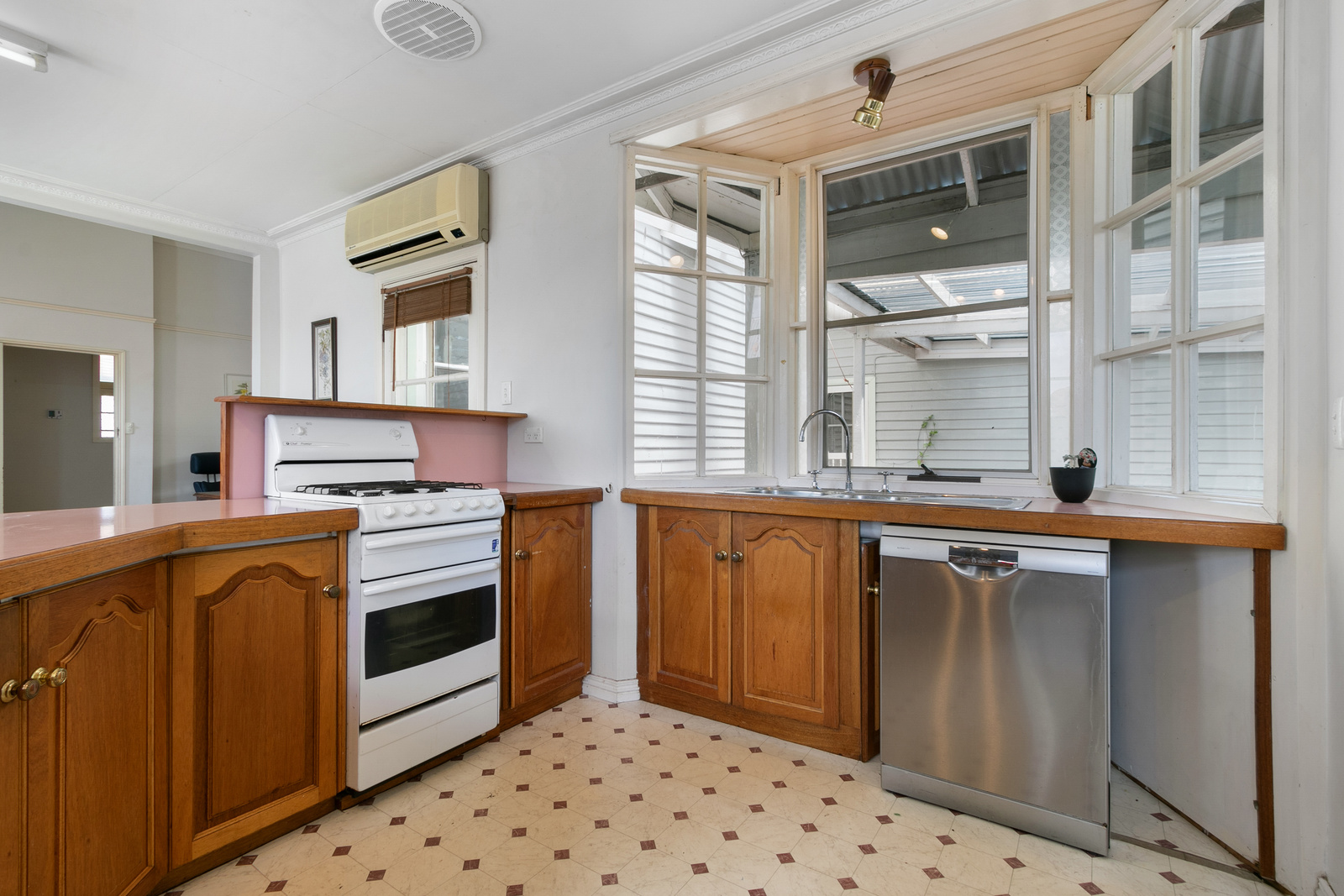 46 Moore Street, Traralgon, VIC 3844 AUS