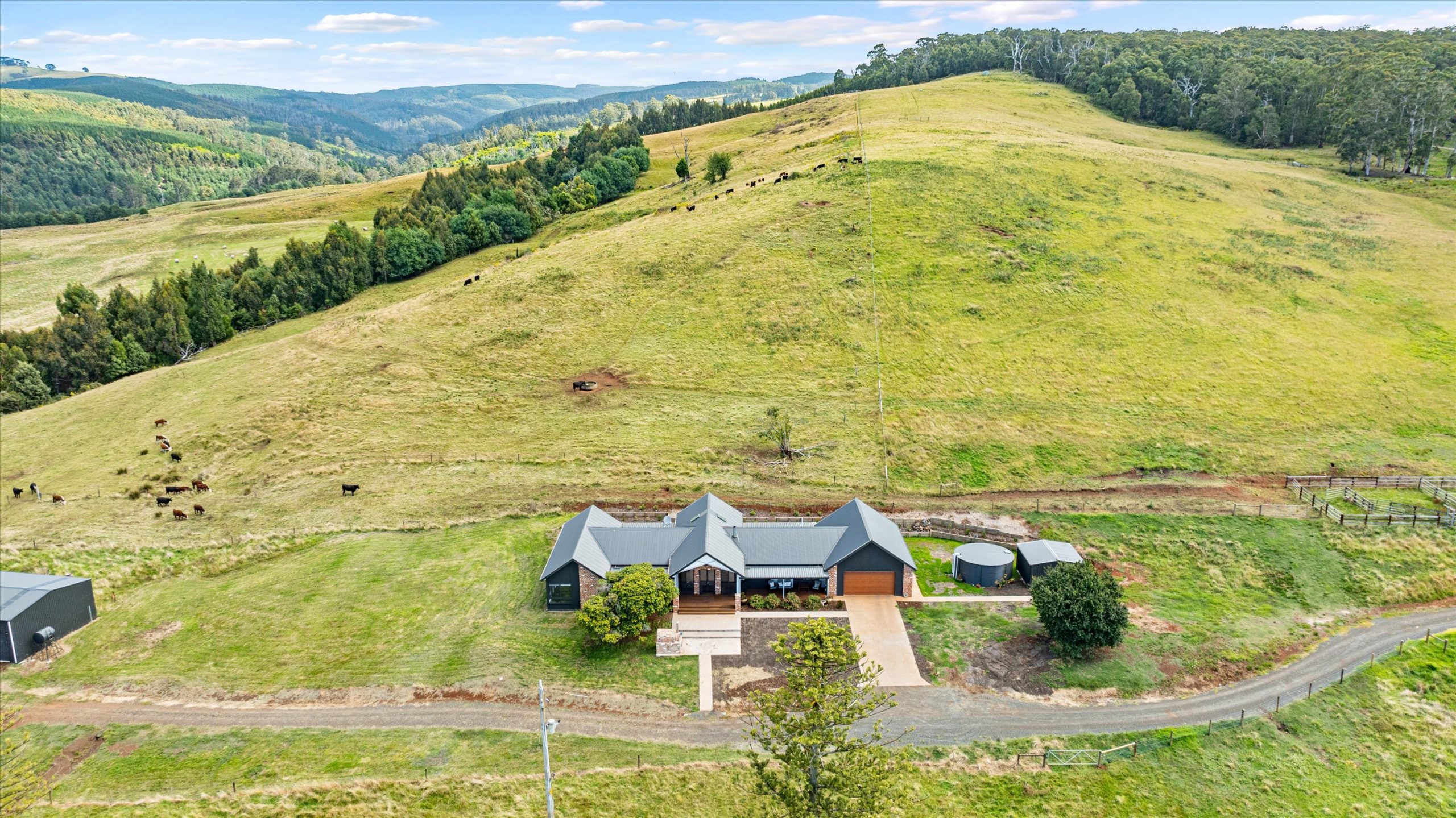 120 Lyndons Road, Callignee, VIC 3844 AUS