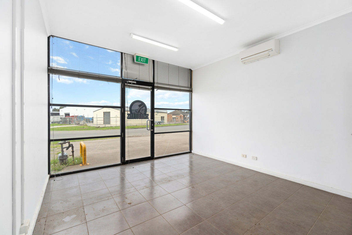 1 / 1-5 Leesons Road, TRARALGON, VIC 3844 AUS