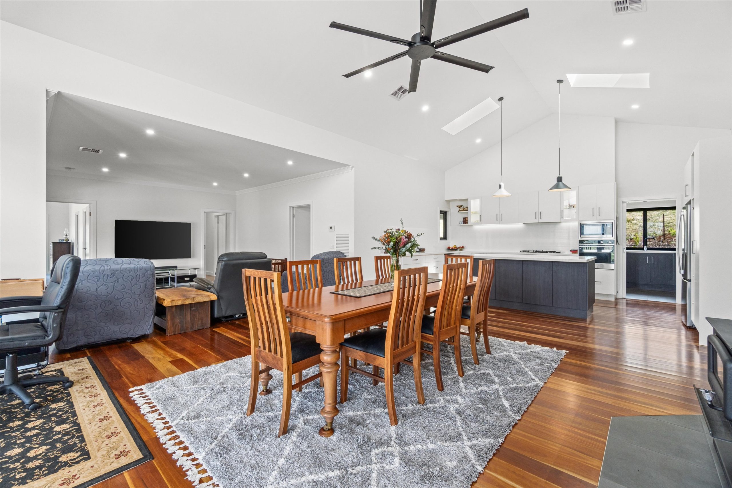 120 Lyndons Road, Callignee, VIC 3844 AUS