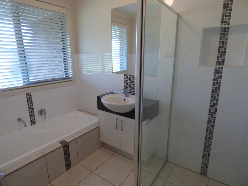 12 Josie Place, Morwell, VIC 3840 AUS