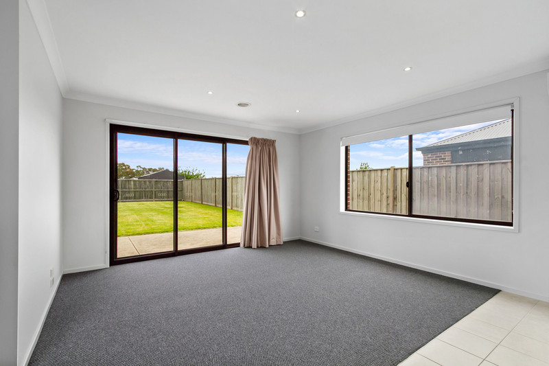 74 Moore Street, Rosedale, VIC 3847 AUS