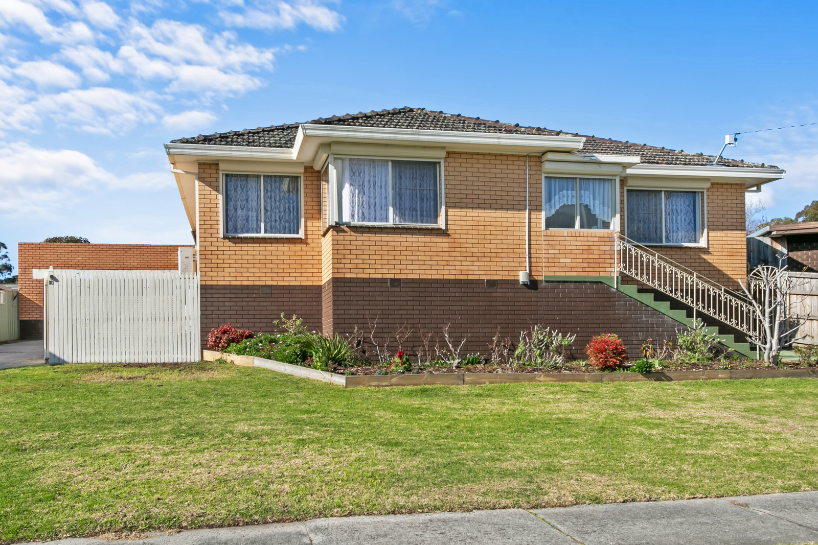 10 Mulcare Crescent, Churchill, VIC 3842 AUS