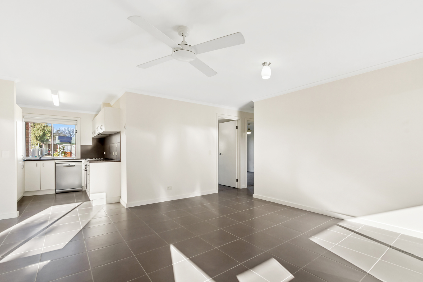 1/40 Avondale Road, Morwell, VIC 3840 AUS