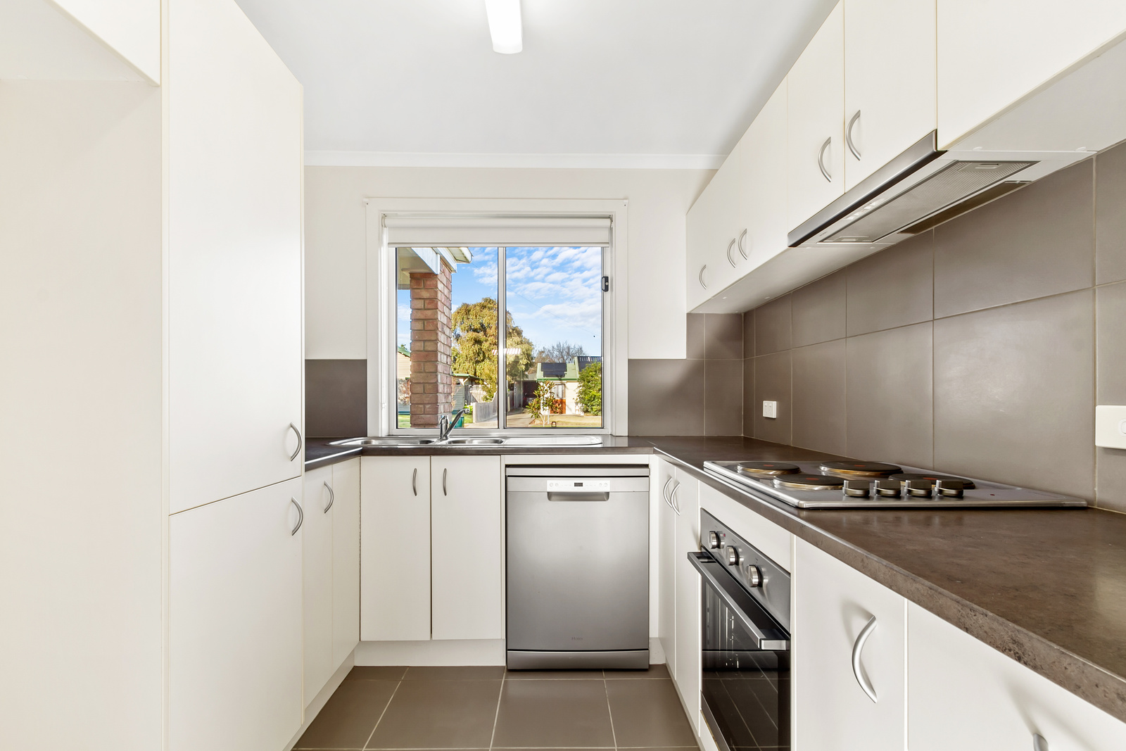 1/40 Avondale Road, Morwell, VIC 3840 AUS