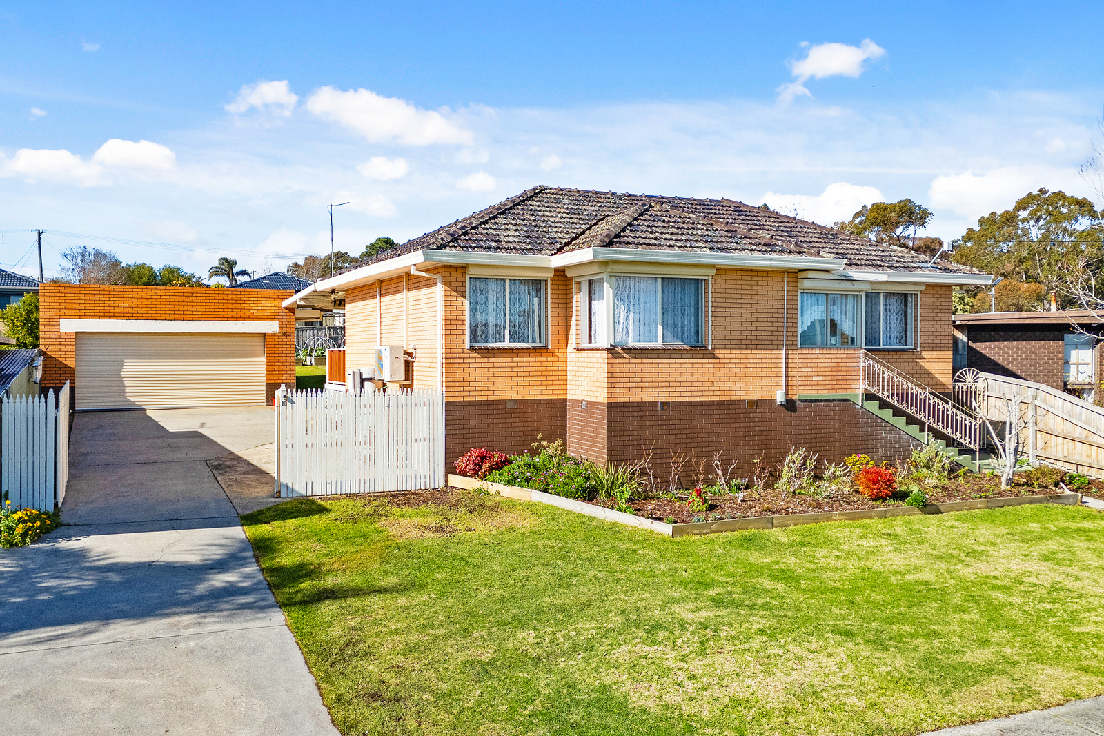 10 Mulcare Crescent, Churchill, VIC 3842 AUS