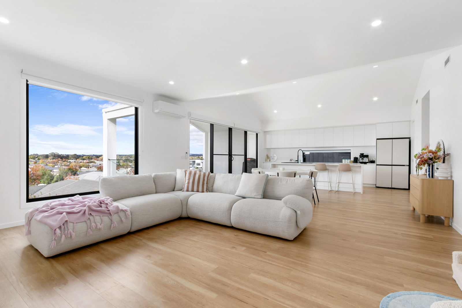 64 St Georges Road, Traralgon, VIC 3844 AUS
