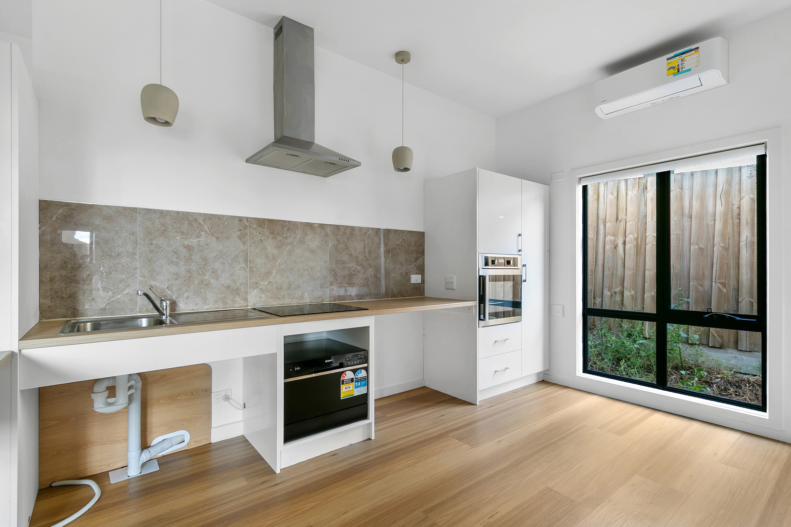 30 Chenhall Crescent, Traralgon, VIC 3844 AUS
