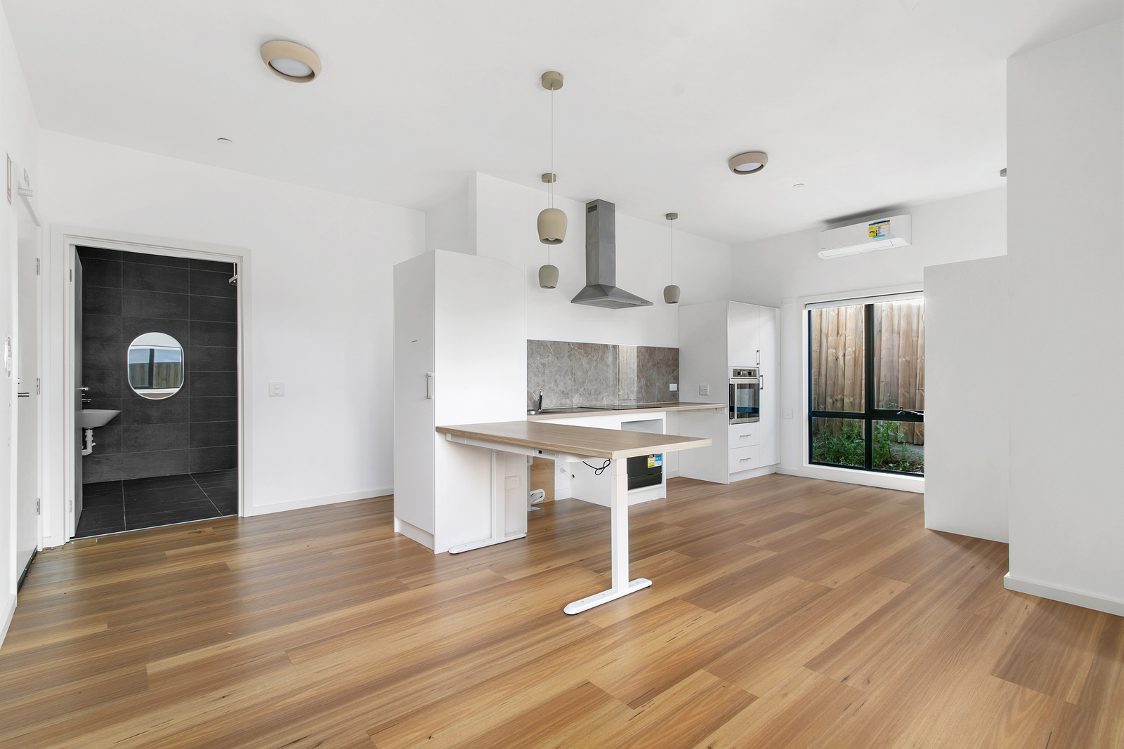 30 Chenhall Crescent, Traralgon, VIC 3844 AUS