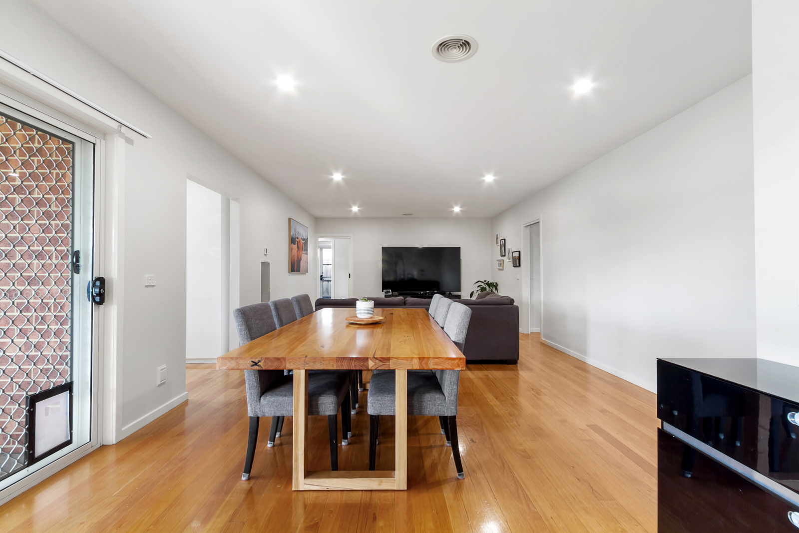 1 Brown Drive, Churchill, VIC 3842 AUS