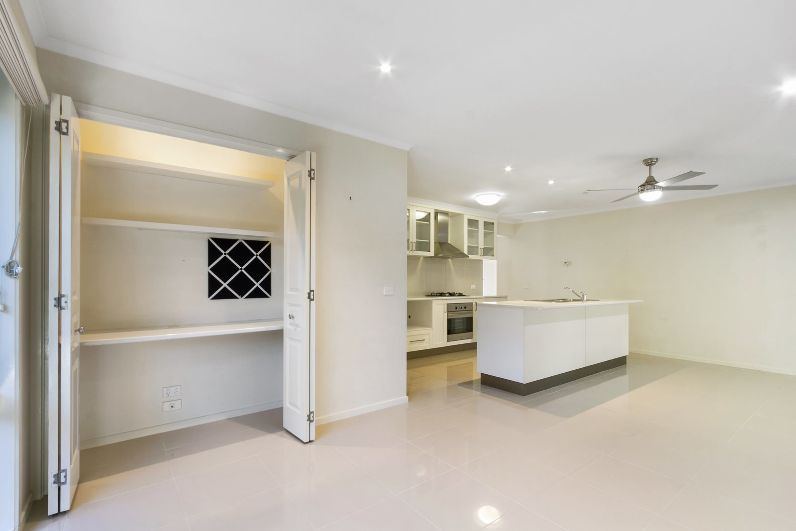 49 Connaught Way, Traralgon, VIC 3844 AUS