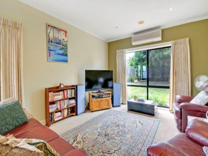 38 Connaught Way, TRARALGON, VIC 3844 AUS