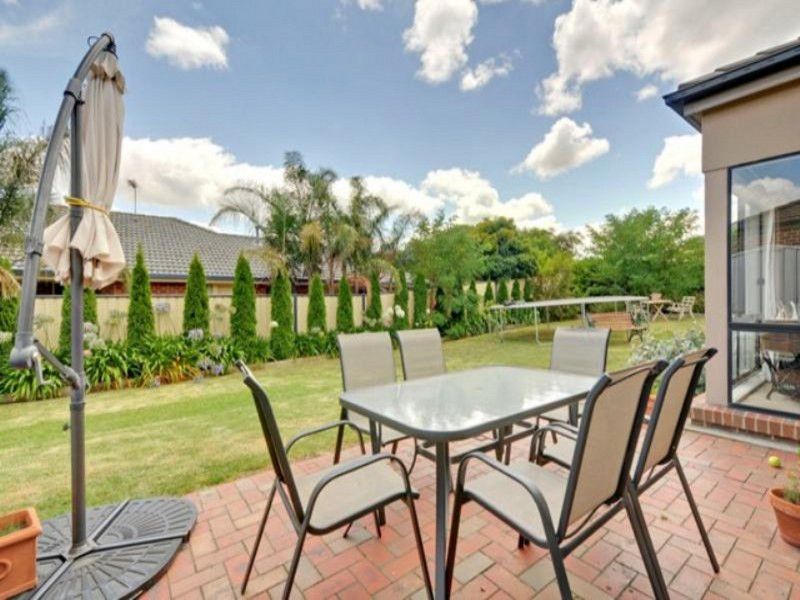 38 Connaught Way, TRARALGON, VIC 3844 AUS