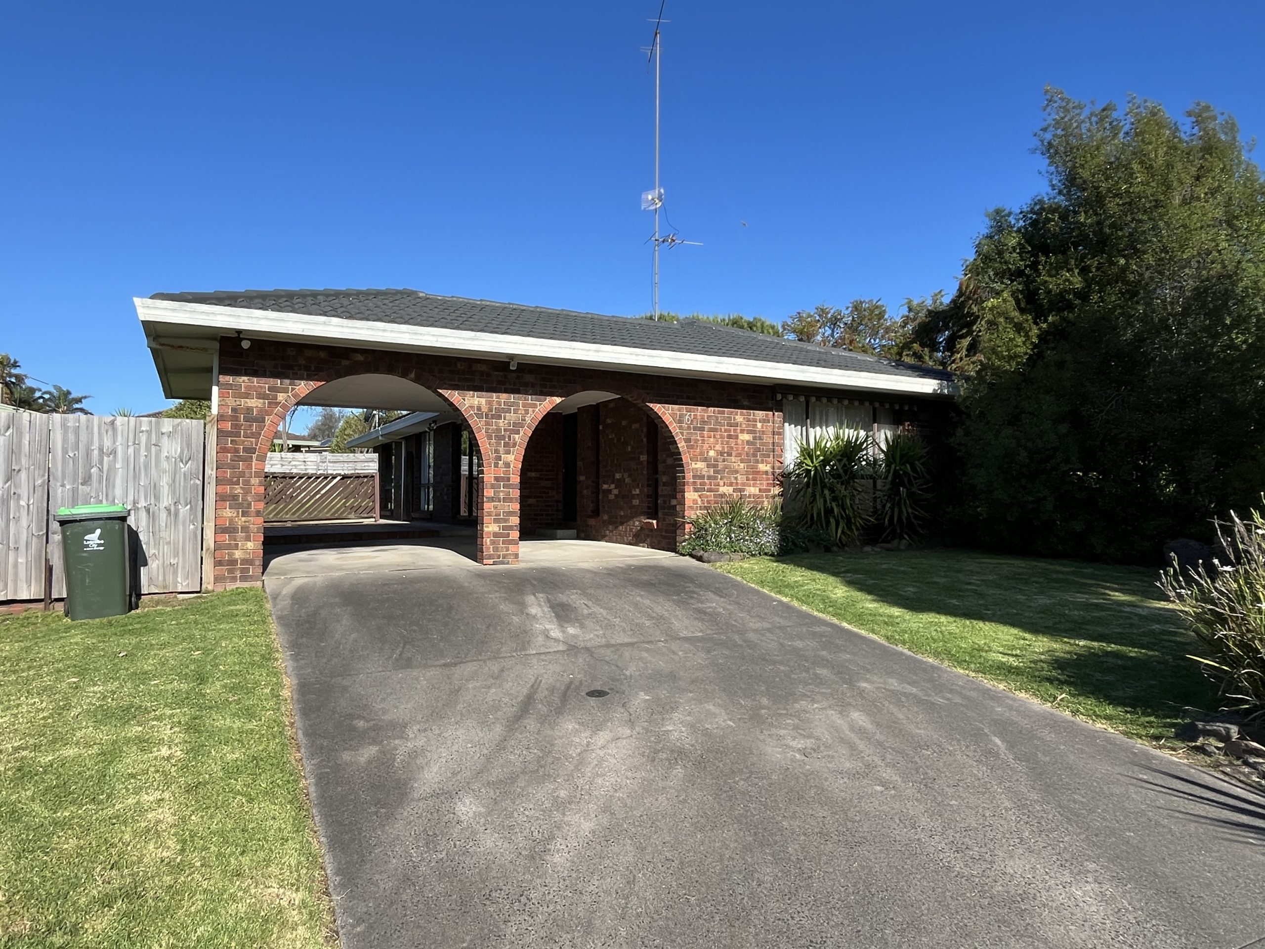6 Carbine Court, TRARALGON, VIC 3844 AUS