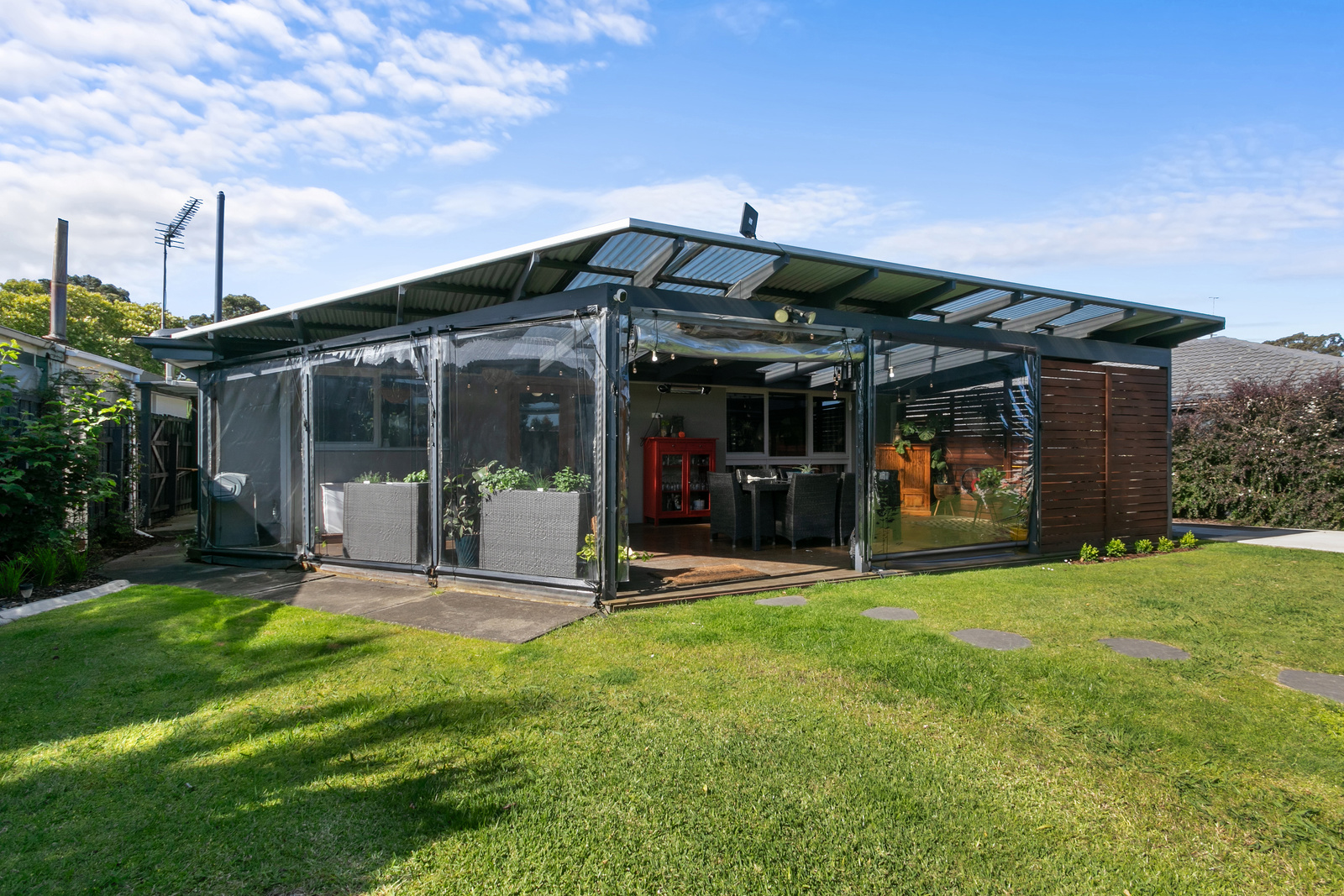 13 Douglas Parade, TRARALGON, VIC 3844 AUS