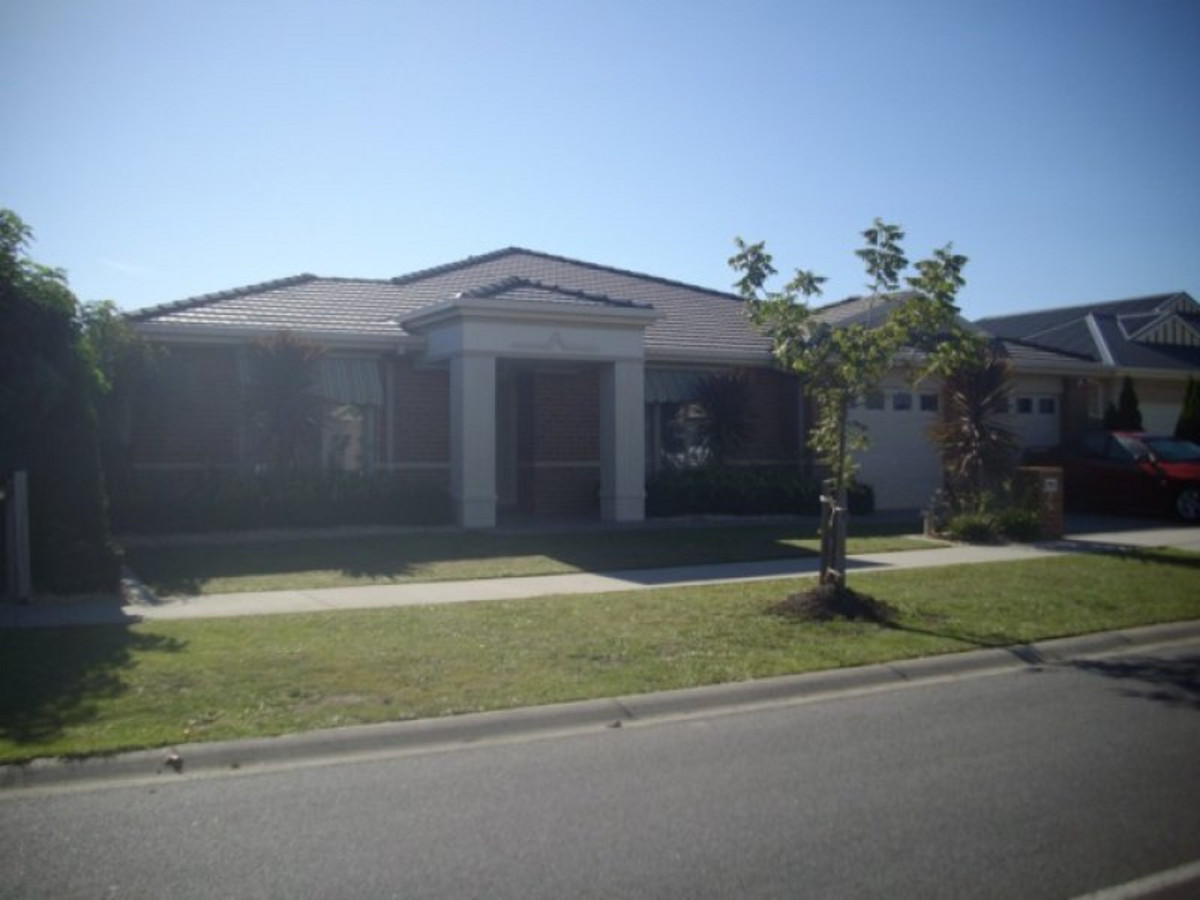 2 Sherwood Court, TRARALGON, VIC 3844 AUS