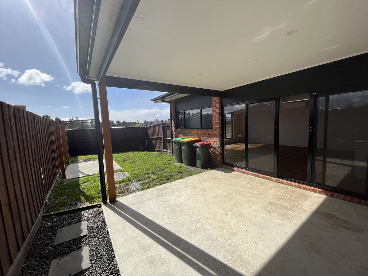 11 Waterside Drive, Traralgon, VIC 3844 AUS