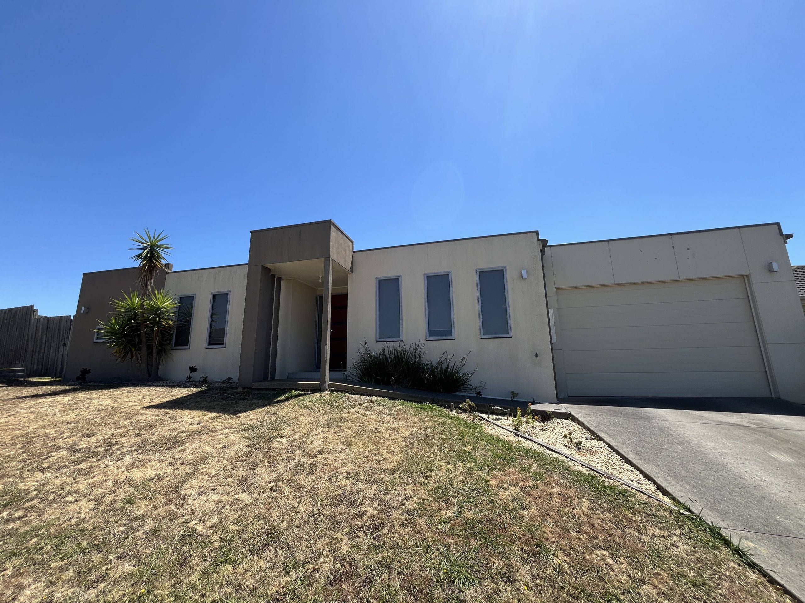 1/70 Bradman Boulevard, TRARALGON, VIC 3844 AUS