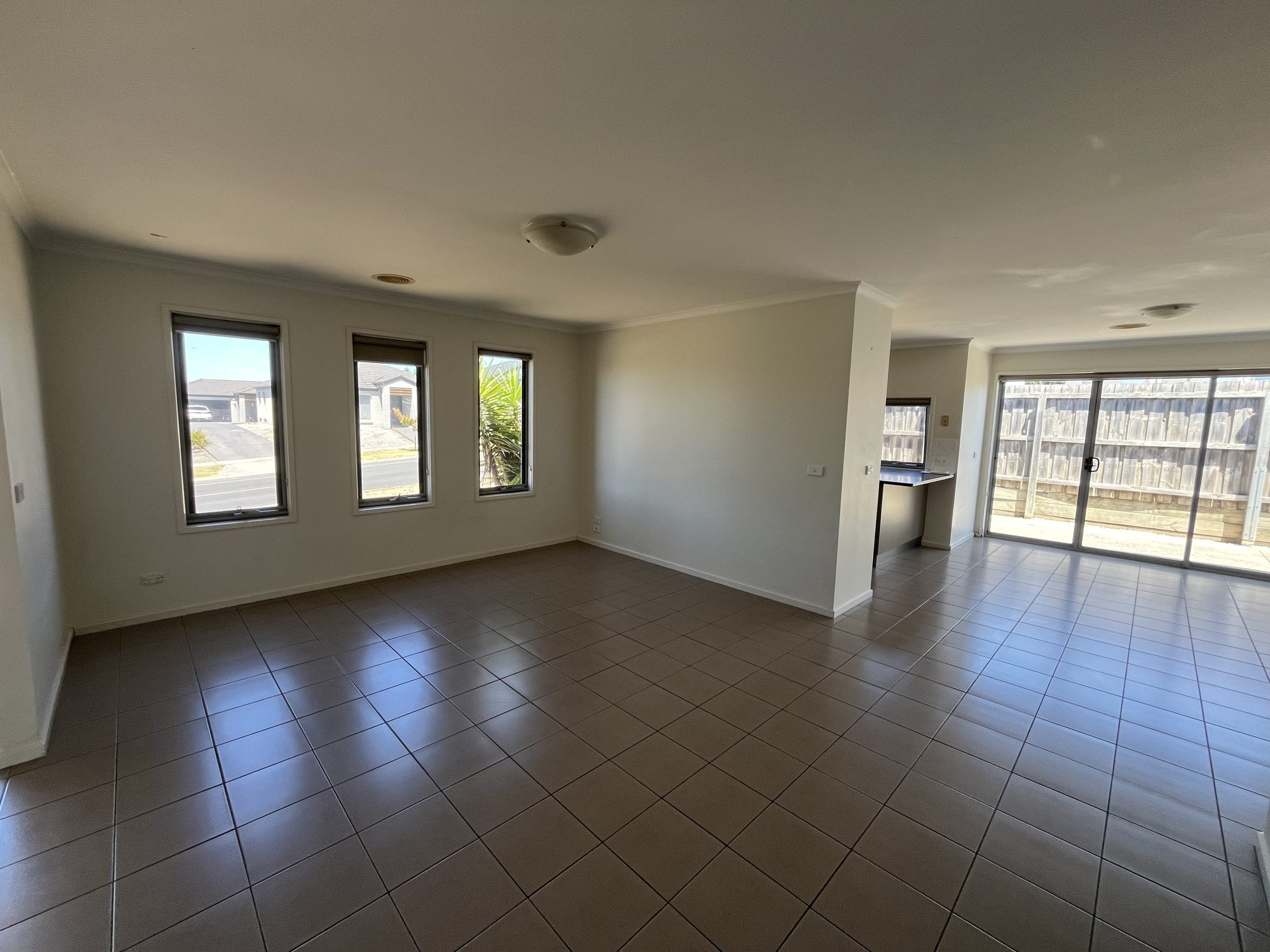 1/70 Bradman Boulevard, TRARALGON, VIC 3844 AUS