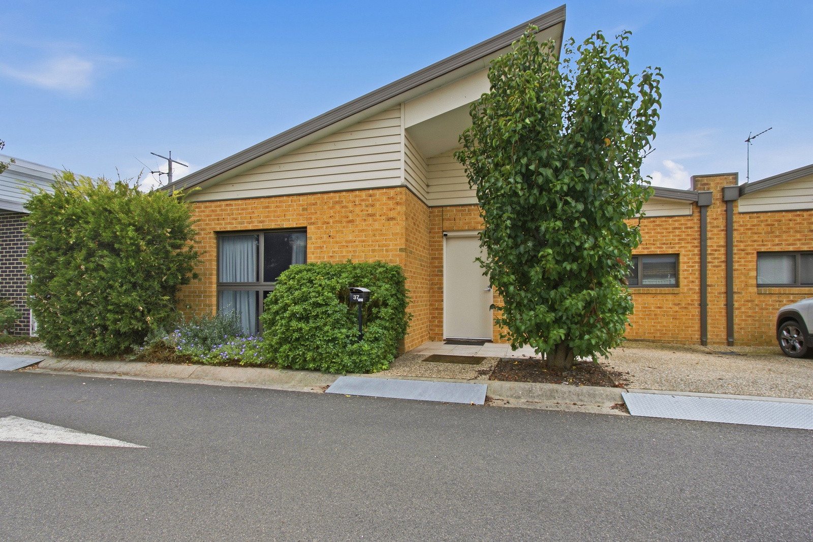 37/83 Marshalls Road, Traralgon, VIC 3844 AUS
