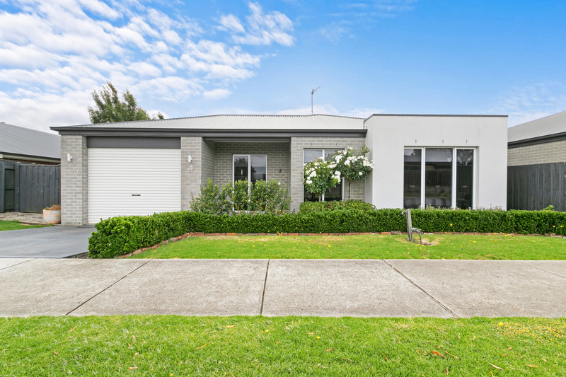 4 Madsen Avenue, Traralgon, VIC 3844 AUS