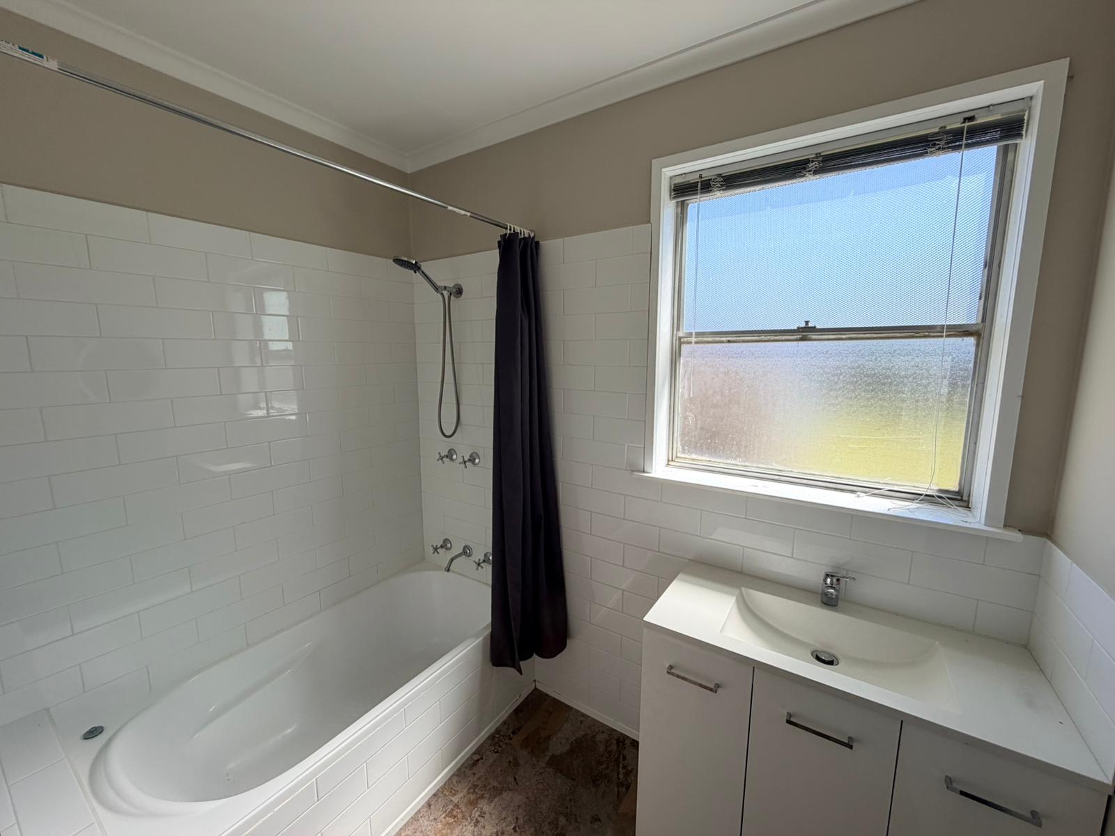 57 White Parade, Churchill, VIC 3842 AUS