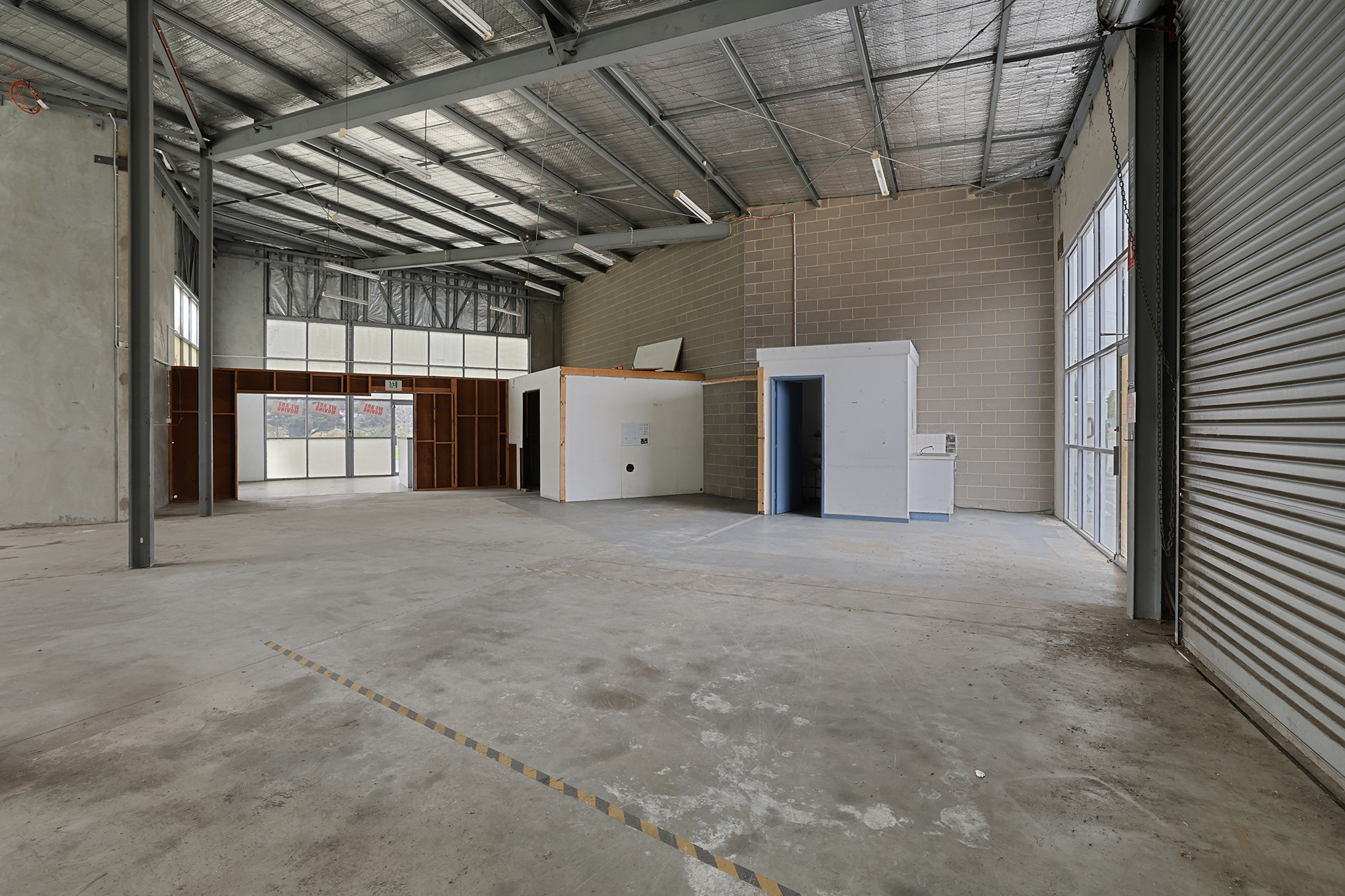 8 & 9/1-11 Alexanders Road, Morwell, VIC 3840 AUS
