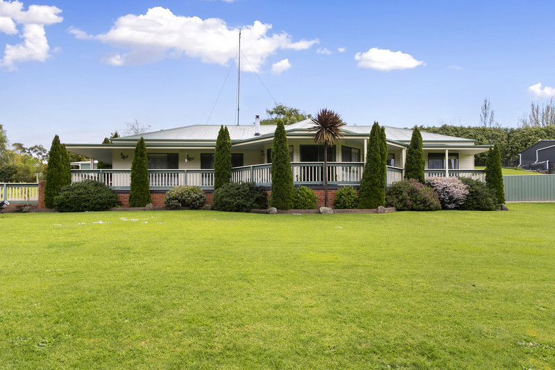 8 Haverbrack Crescent, Churchill, VIC 3842 AUS