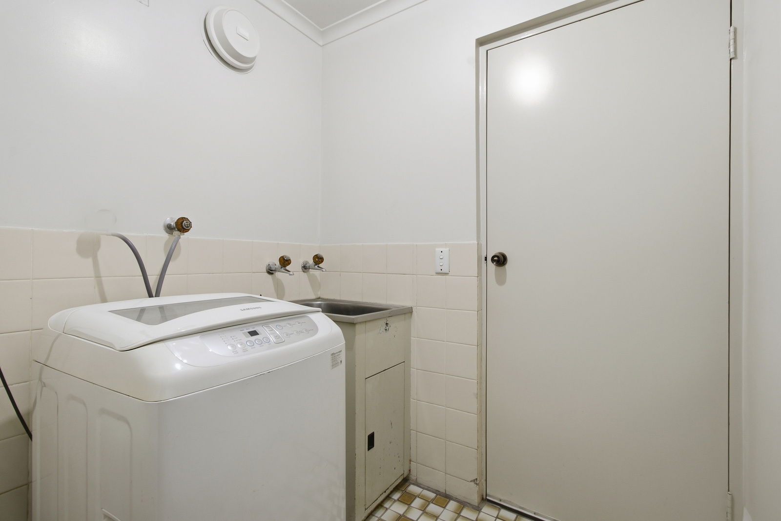 1/74 Kay Street, Traralgon, VIC 3844 AUS