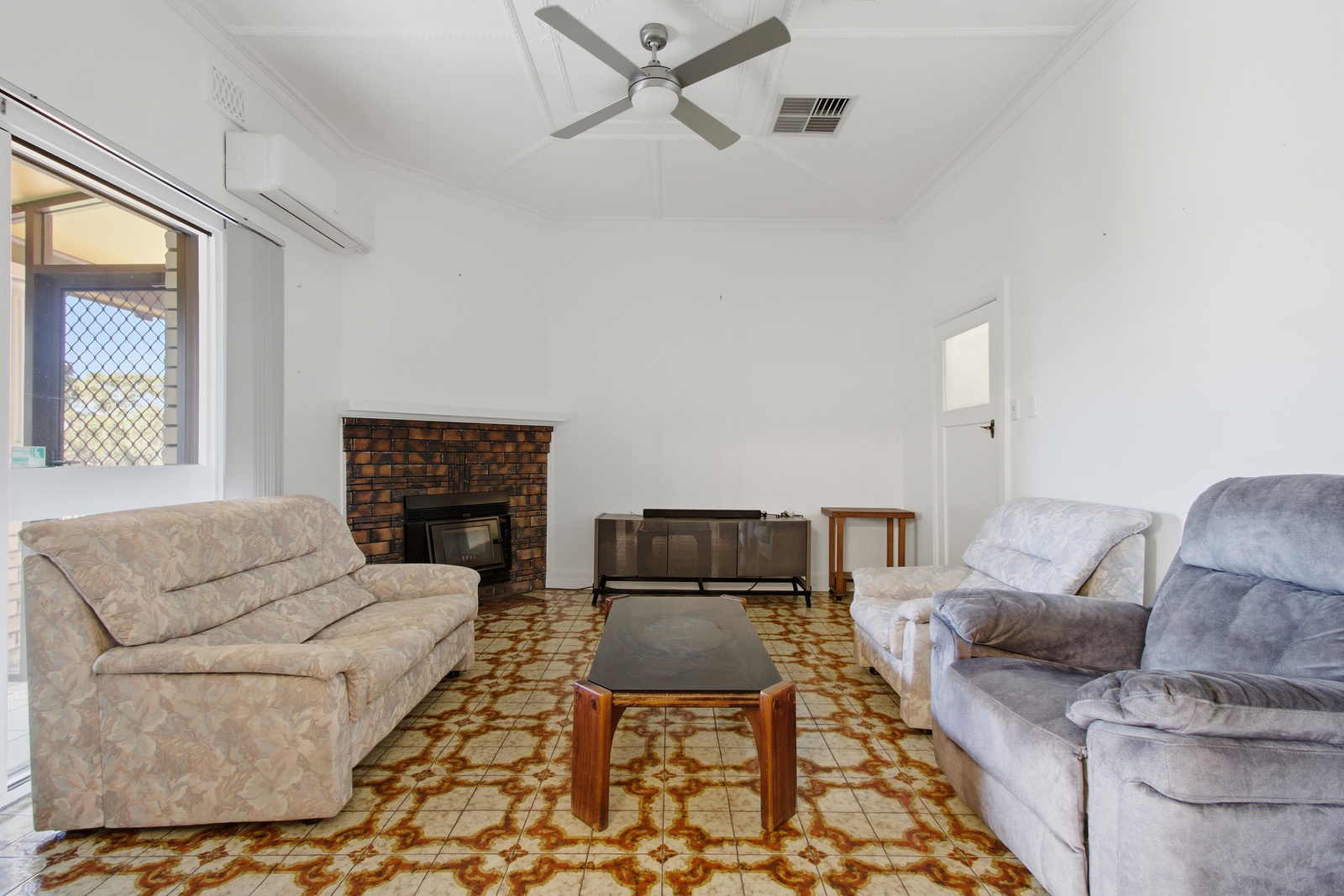 335 - 337 Princes Drive, Morwell, VIC 3840 AUS