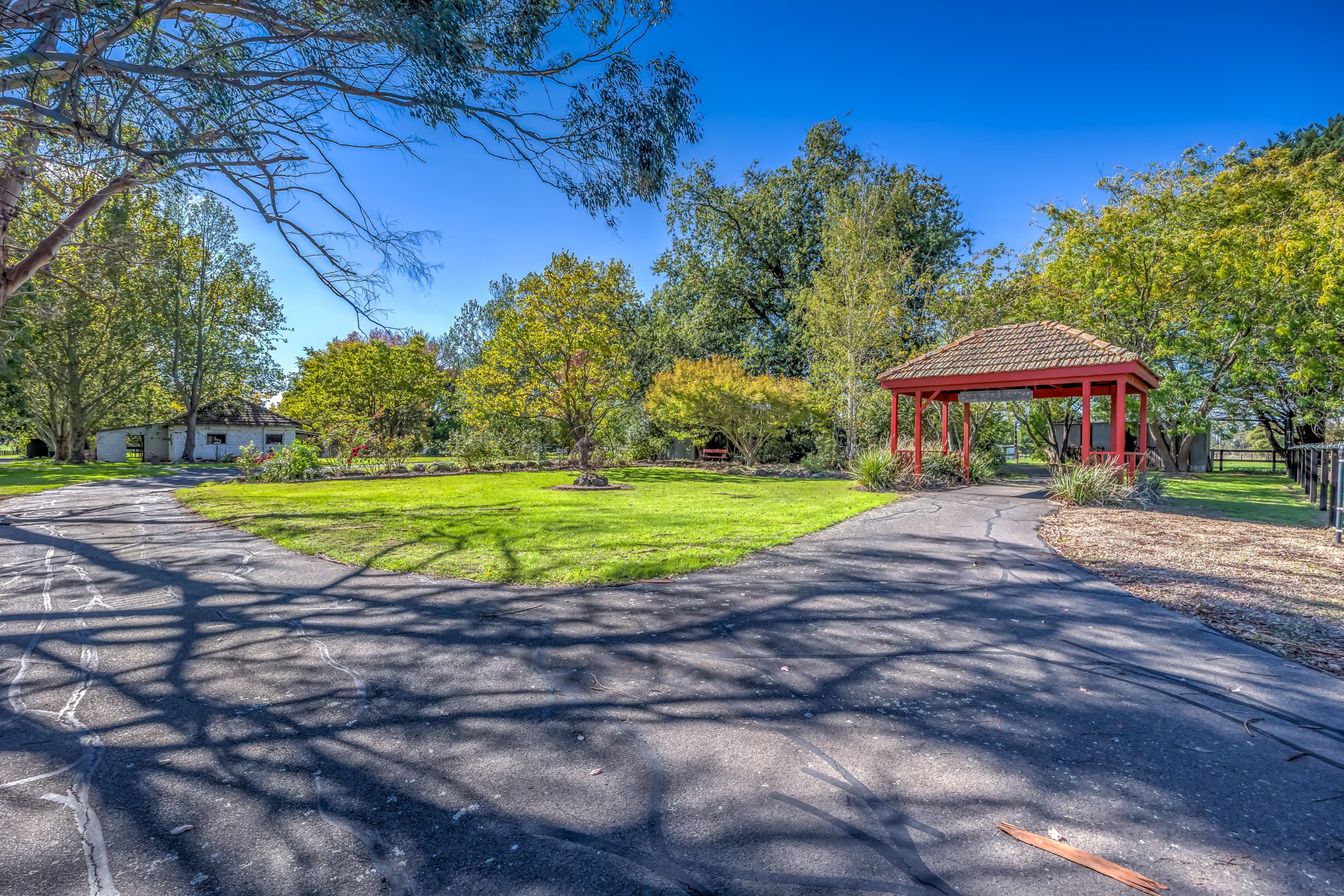 1 Princes Way, Longwarry North, VIC 3816 AUS