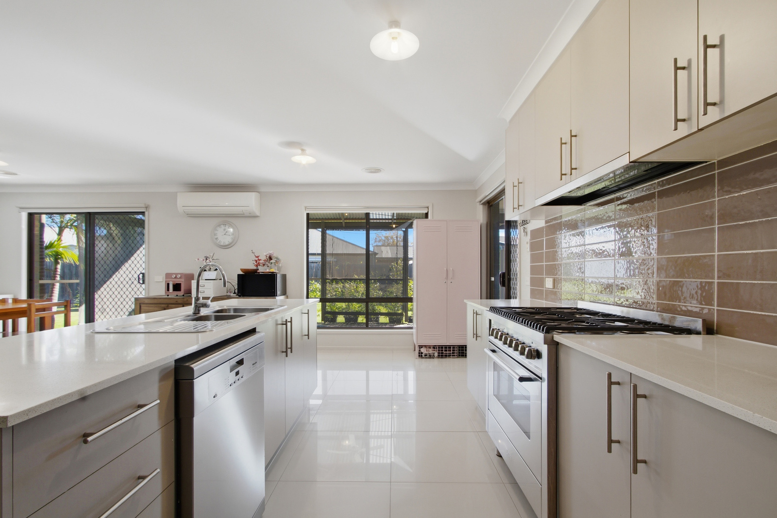 9 Kangaroo Grass Rise, Traralgon, VIC 3844 AUS