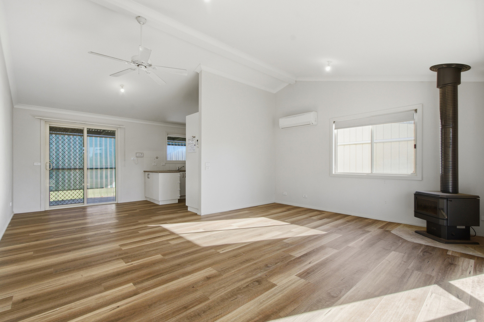 2301 Traralgon-Maffra Road, Cowwarr, VIC 3857 AUS