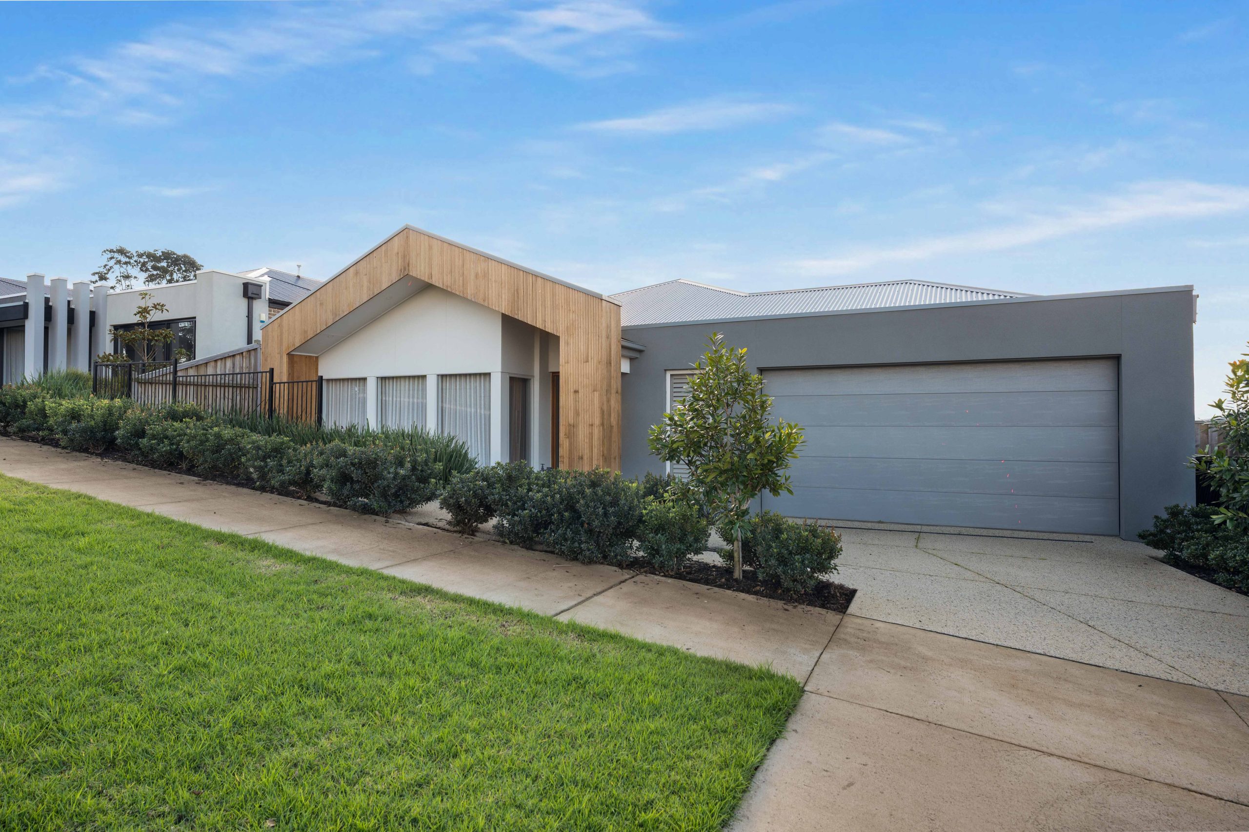 11 Illawarra Boulevard, Drouin, VIC 3818 AUS