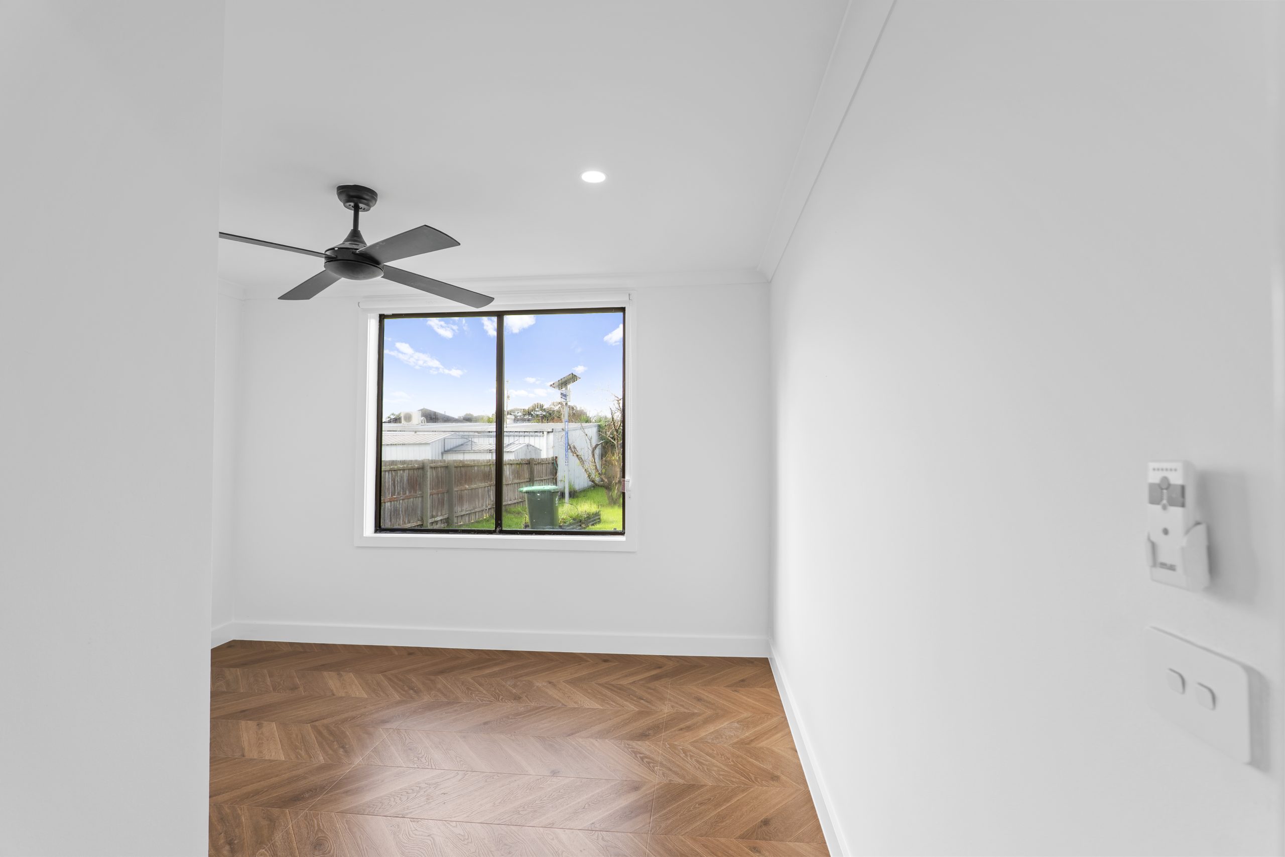 33 Alexander Avenue, Moe, VIC 3825 AUS
