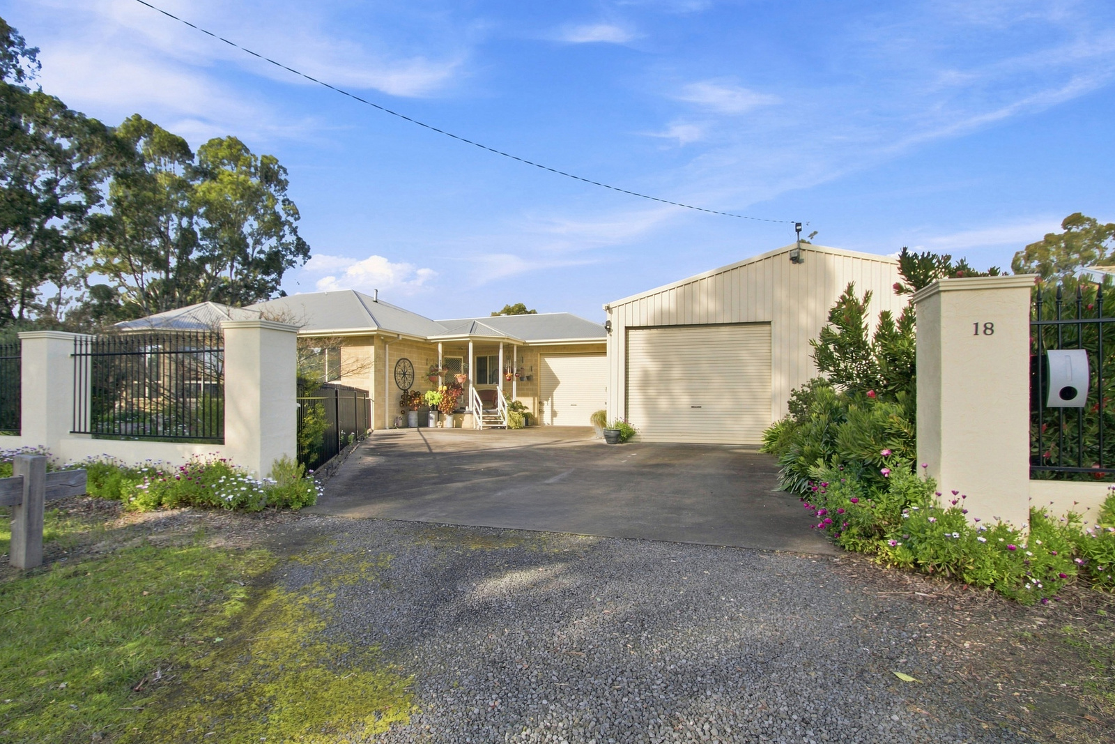 18-20 Ayres Court, Rosedale, VIC 3847 AUS
