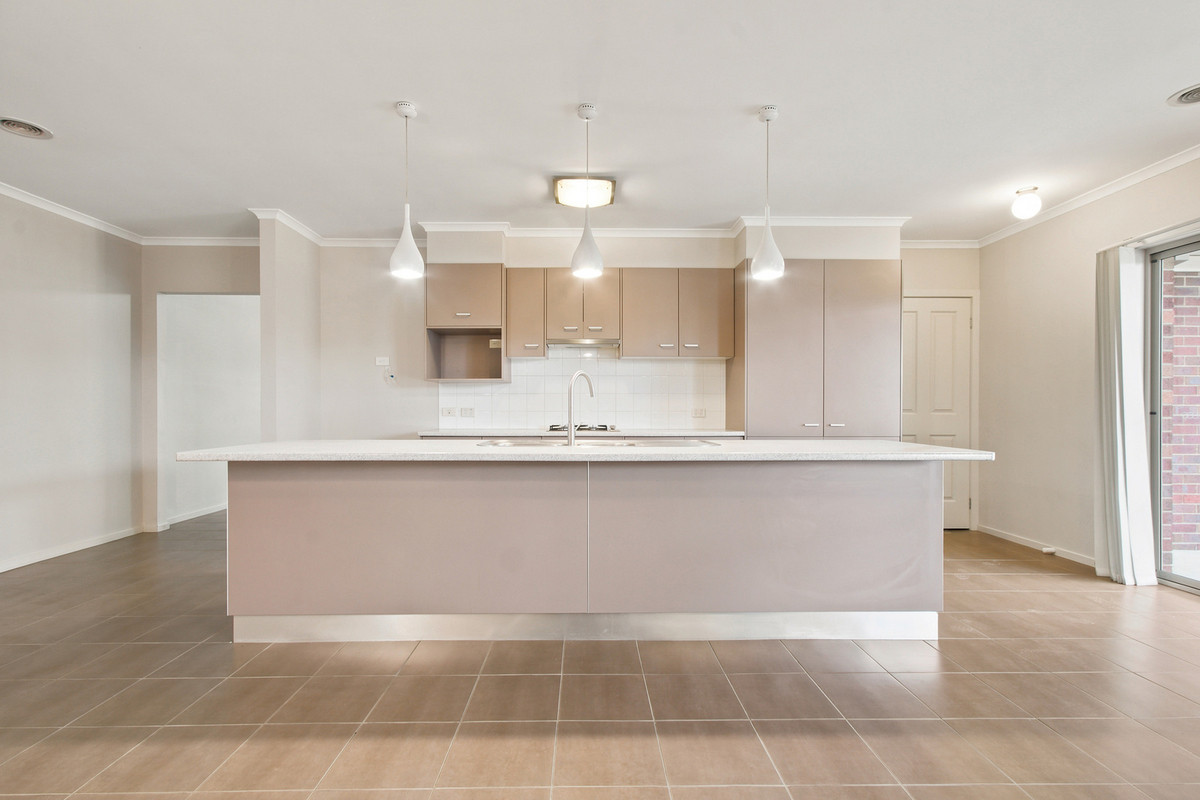 16 Summerhill Road, Traralgon, VIC 3844 AUS