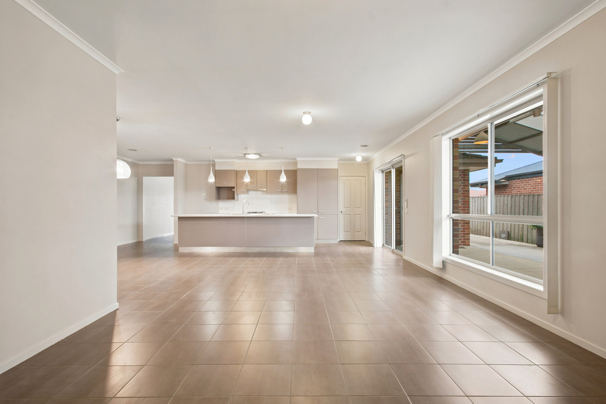 16 Summerhill Road, Traralgon, VIC 3844 AUS